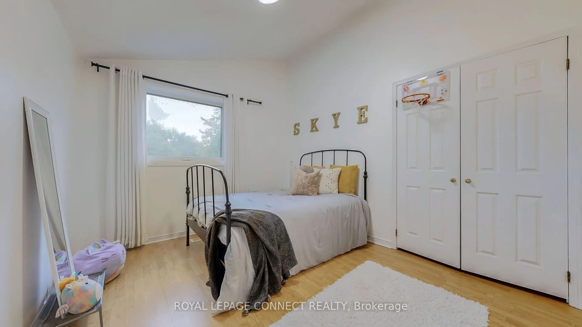1406 Old Forest Road