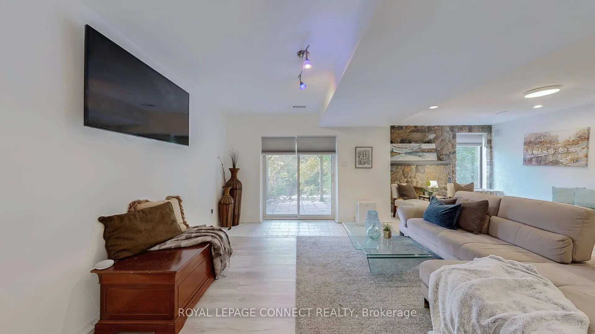 1406 Old Forest Road