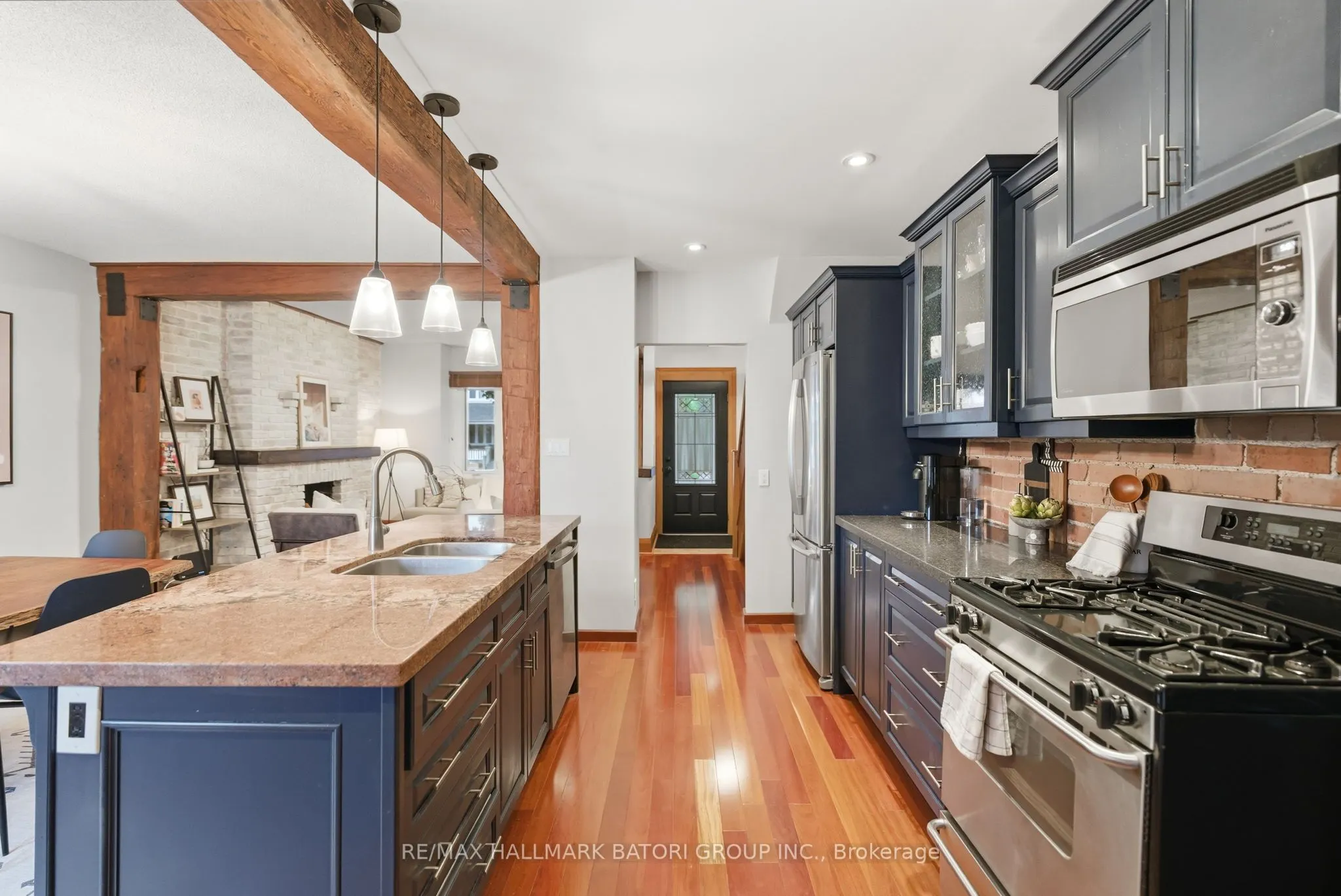 249 Glebeholme Boulevard