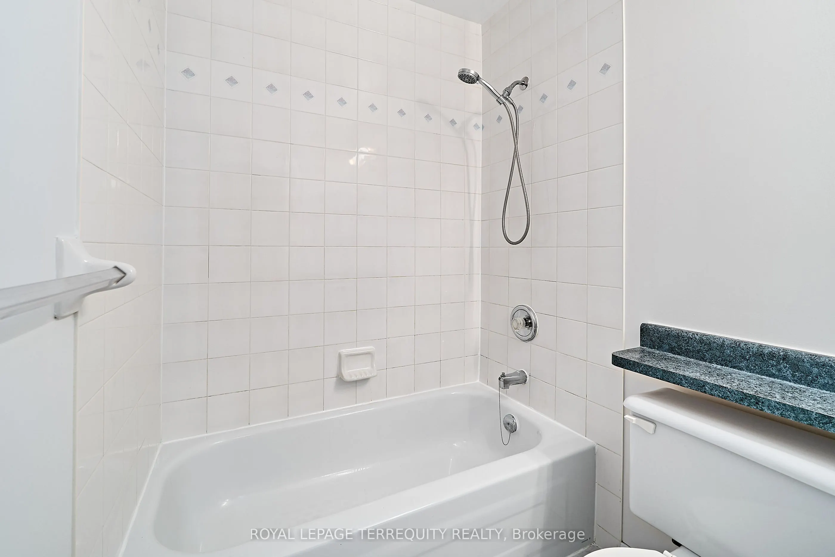 2365 Queen Street E, #203