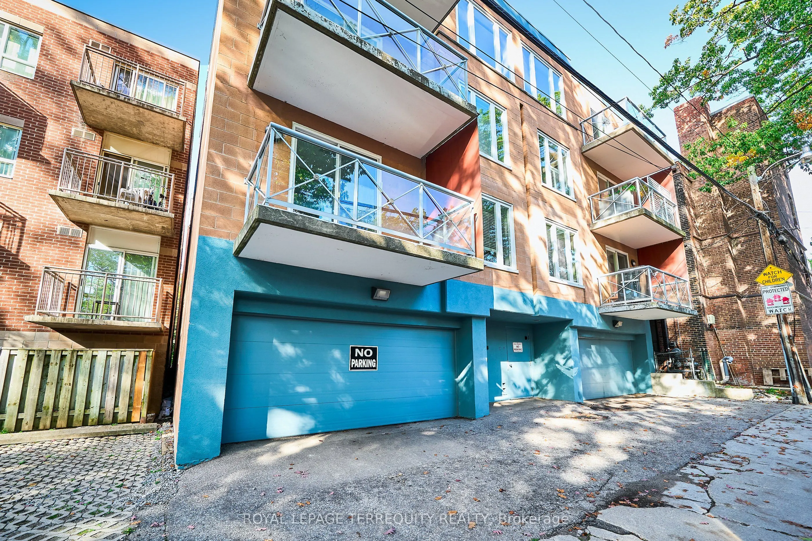 2365 Queen Street E, #203