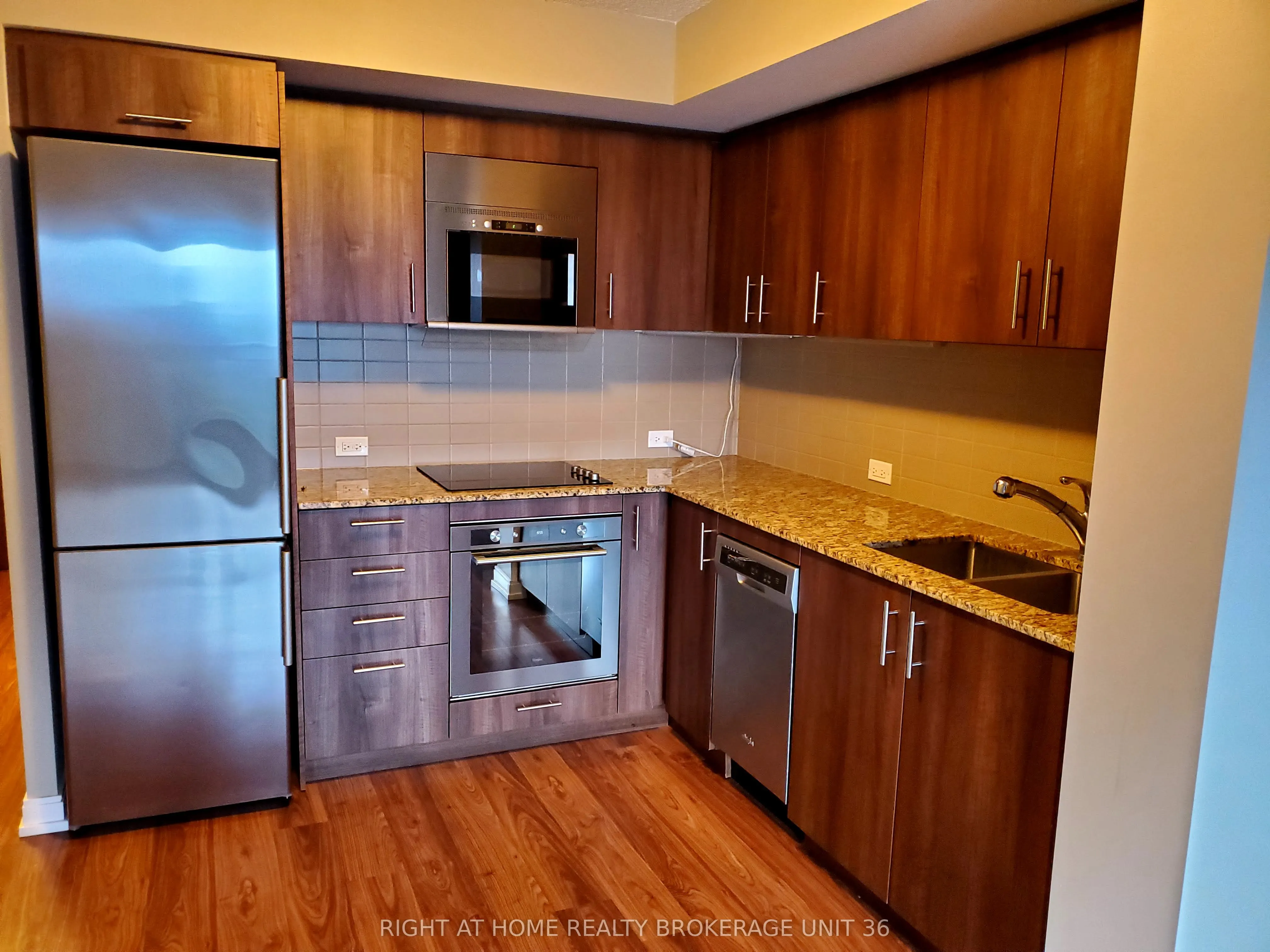 255 Village Green Square, #2105