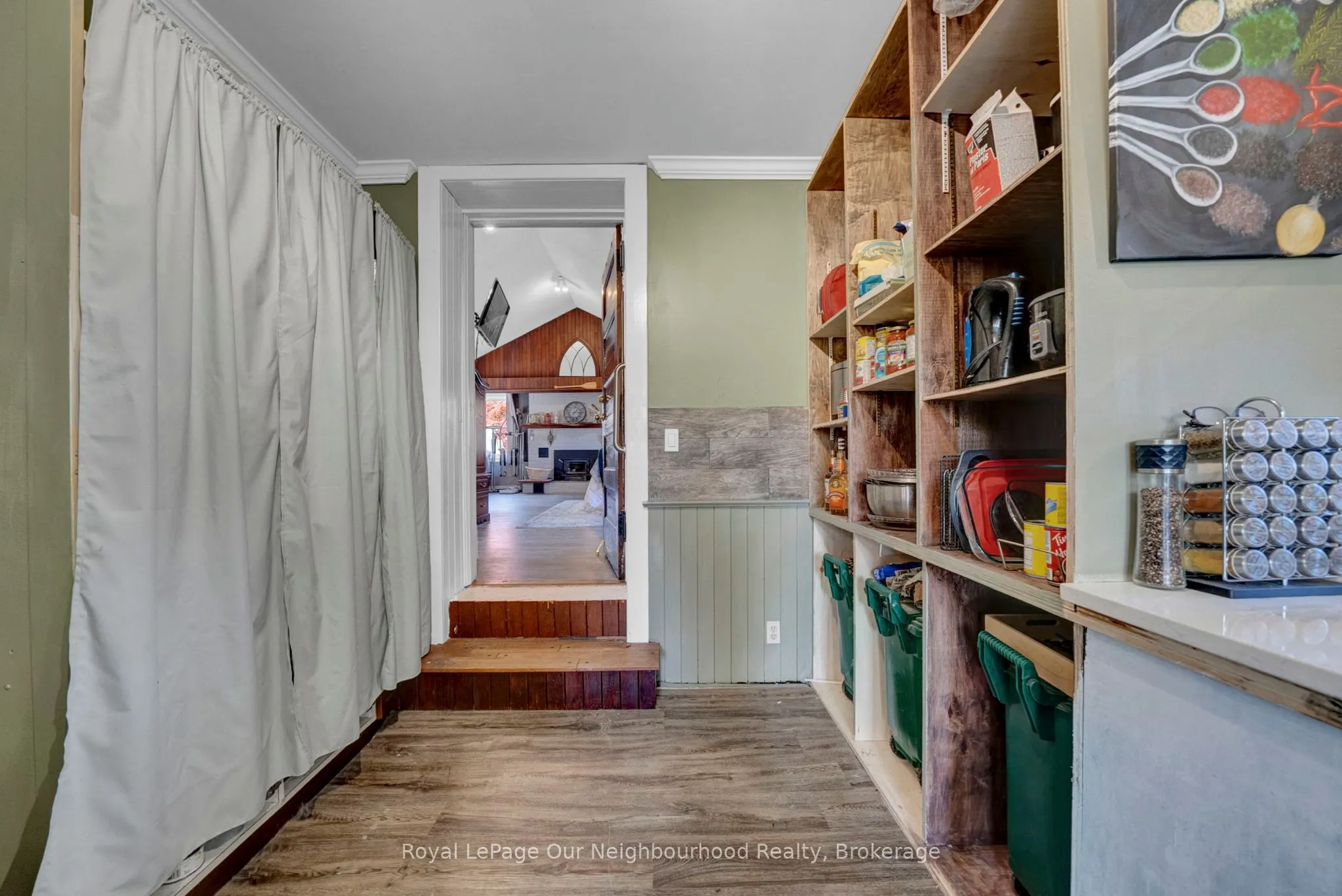 3828 Newtonville Road