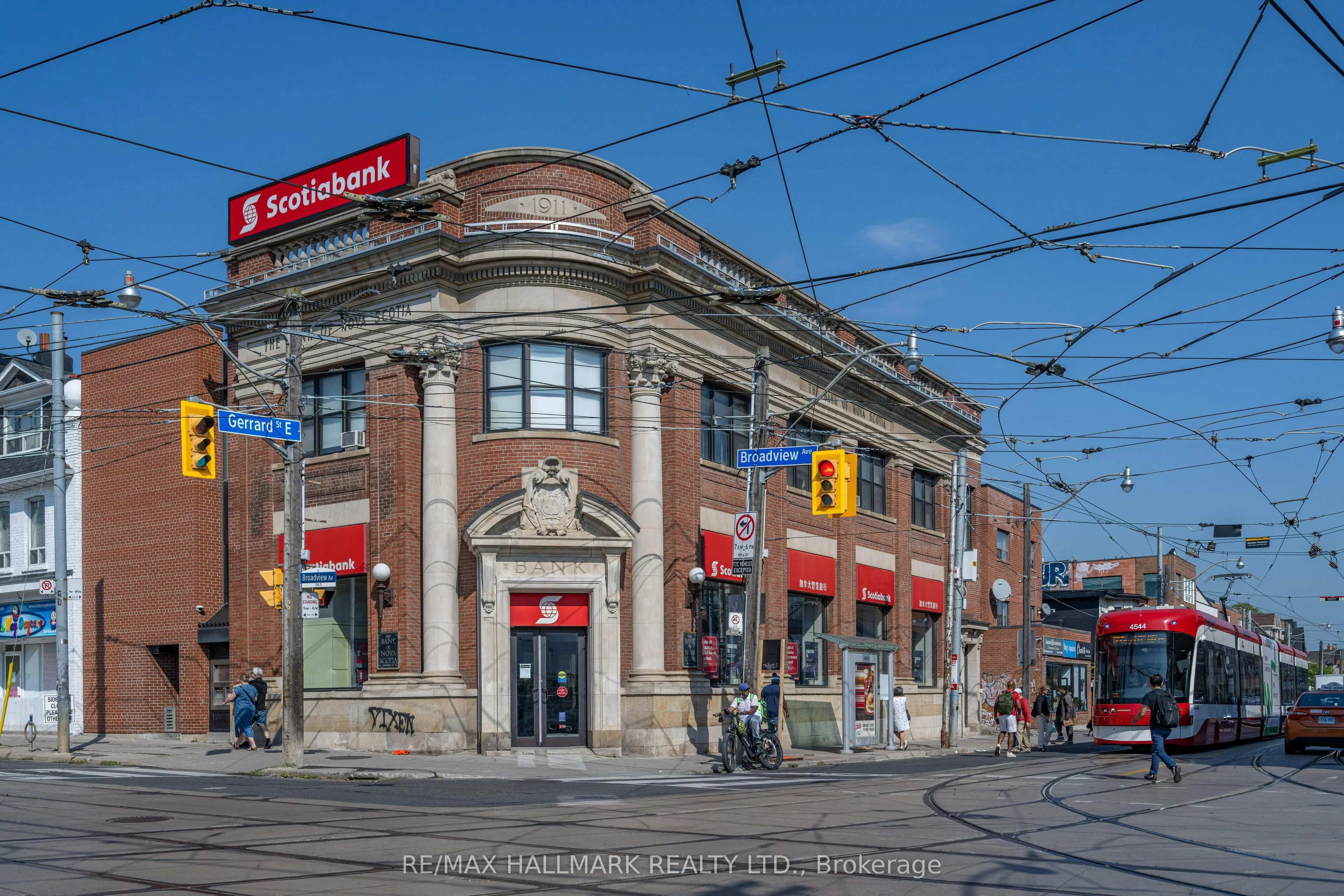 675 Broadview Avenue