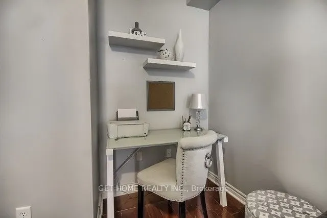 109 Civic Centre Drive