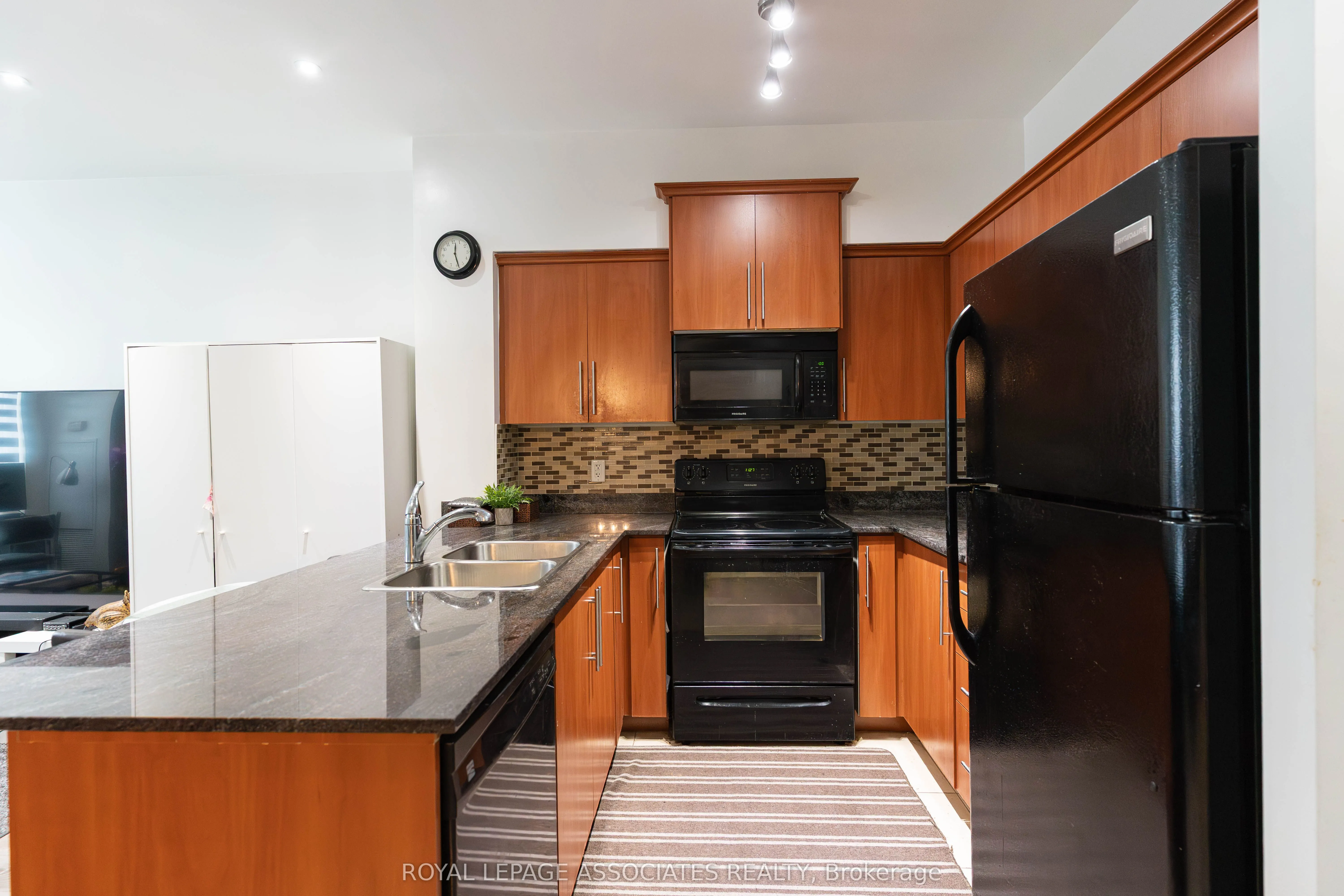 6 Rosebank Drive, #1K