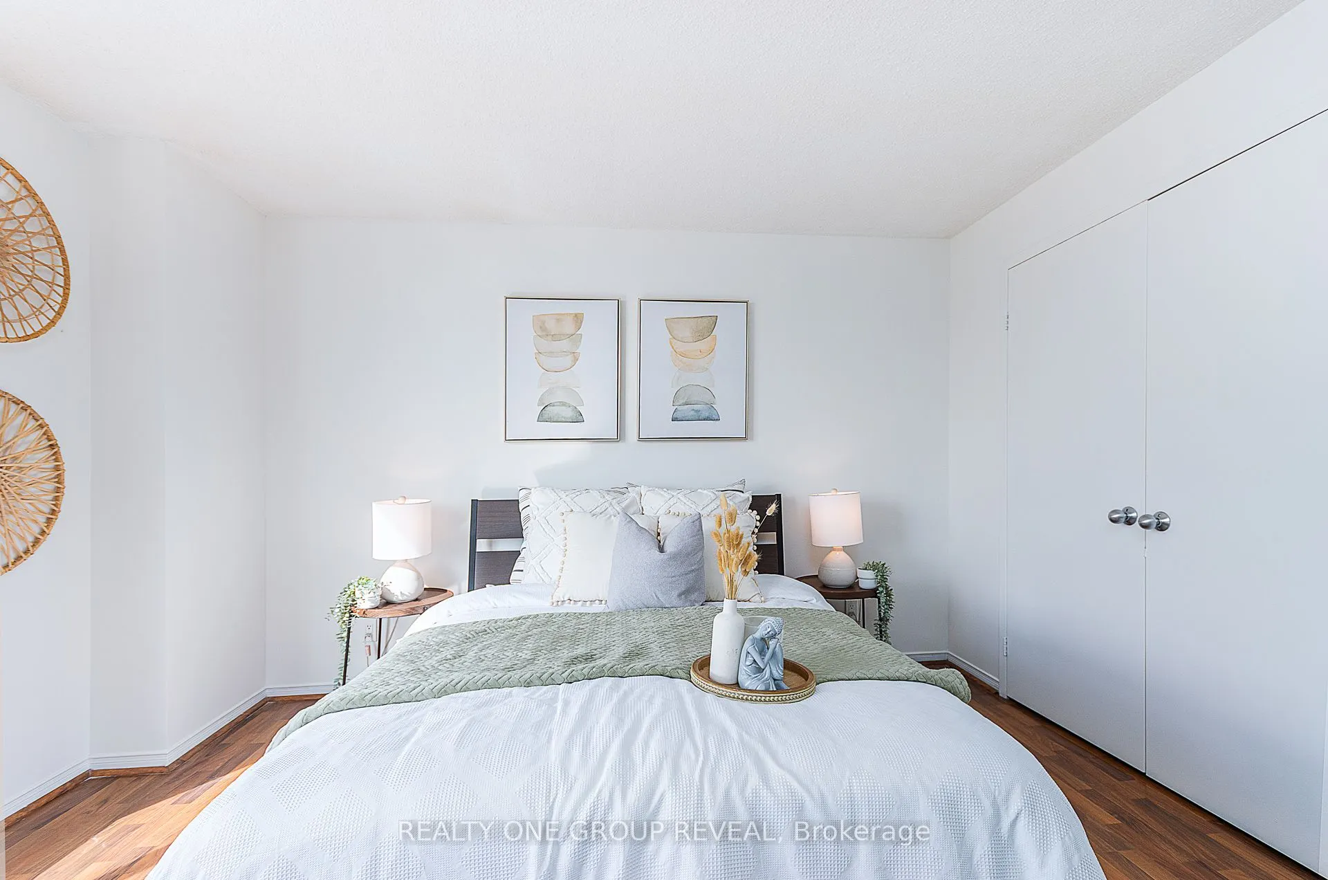 90 Dale Avenue, #06