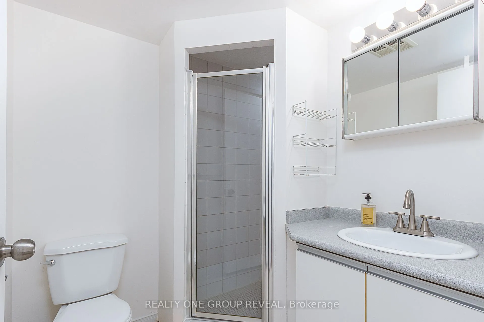 90 Dale Avenue, #06