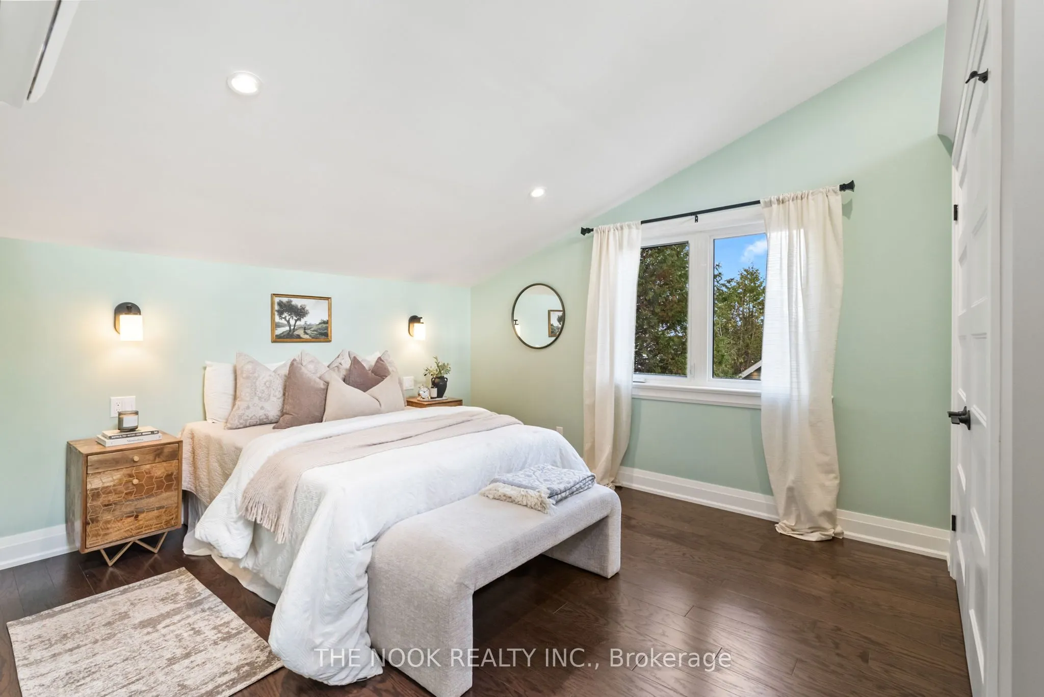 55 Honey's Beach Road