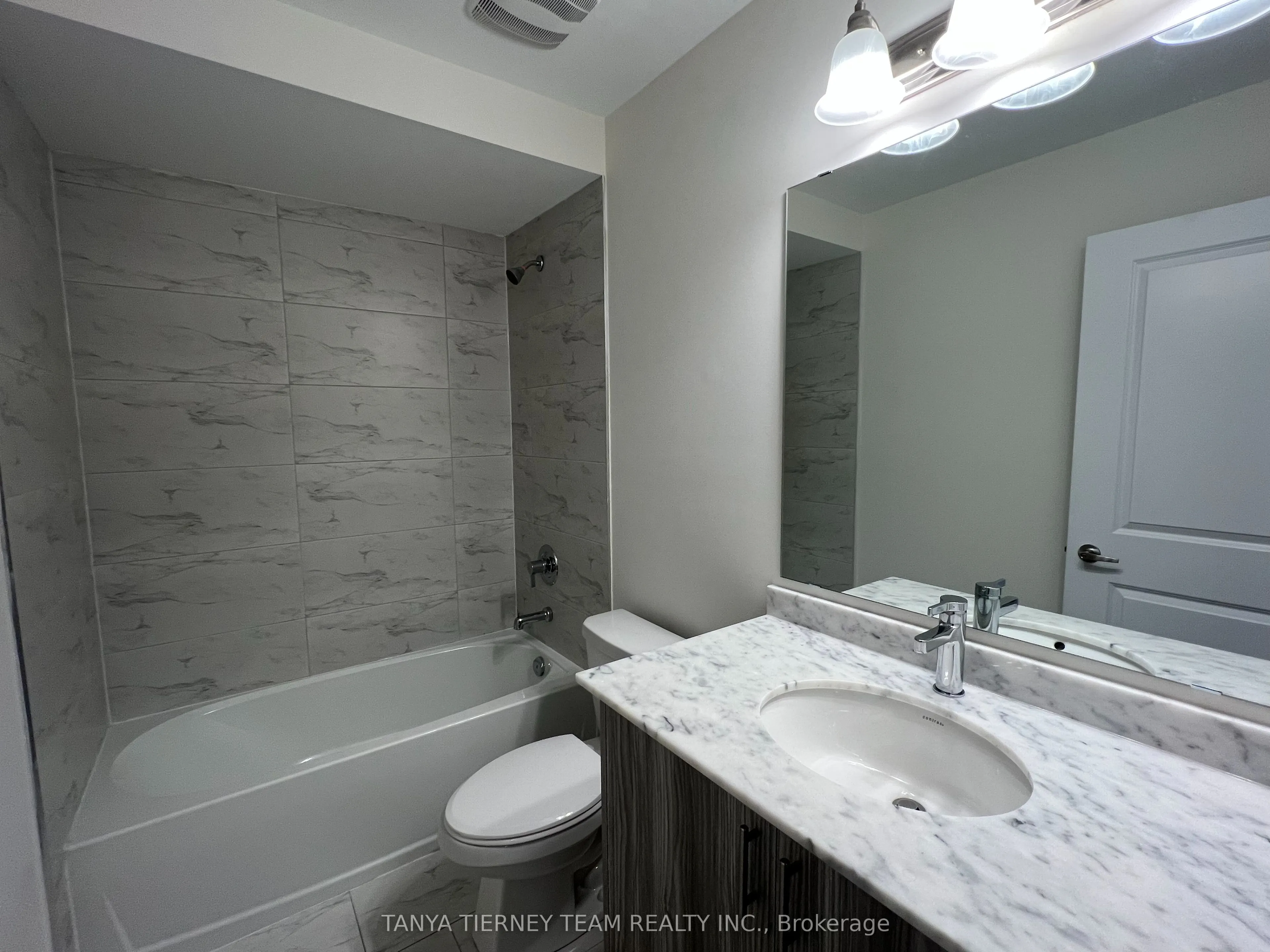 288 Carnwith Drive E