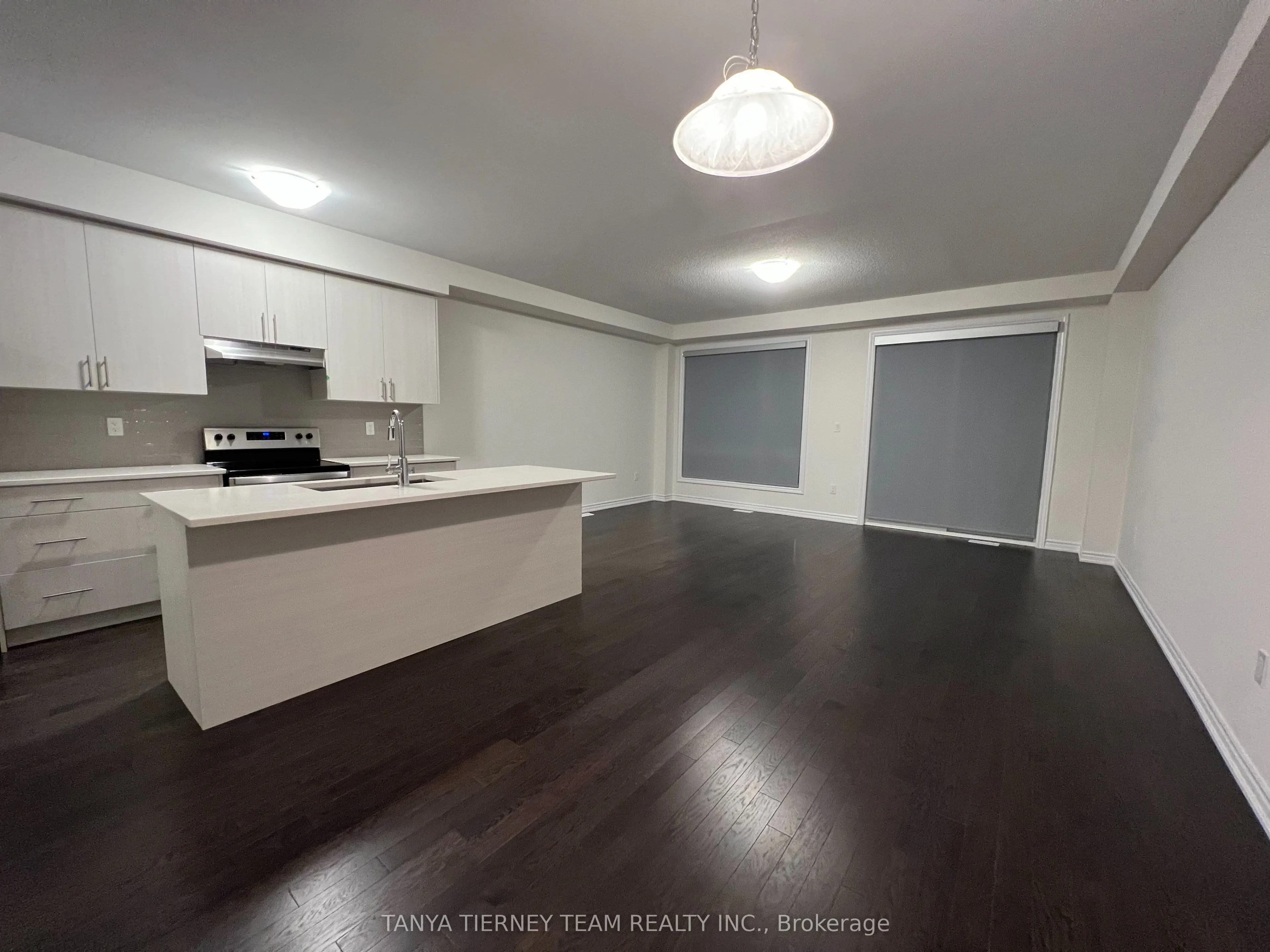 288 Carnwith Drive E