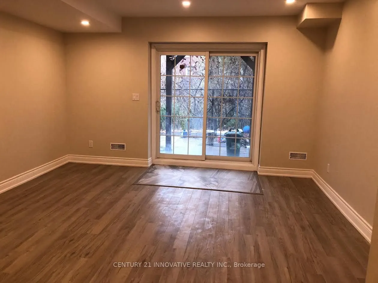 4 Whitbread Crescent, #Basement