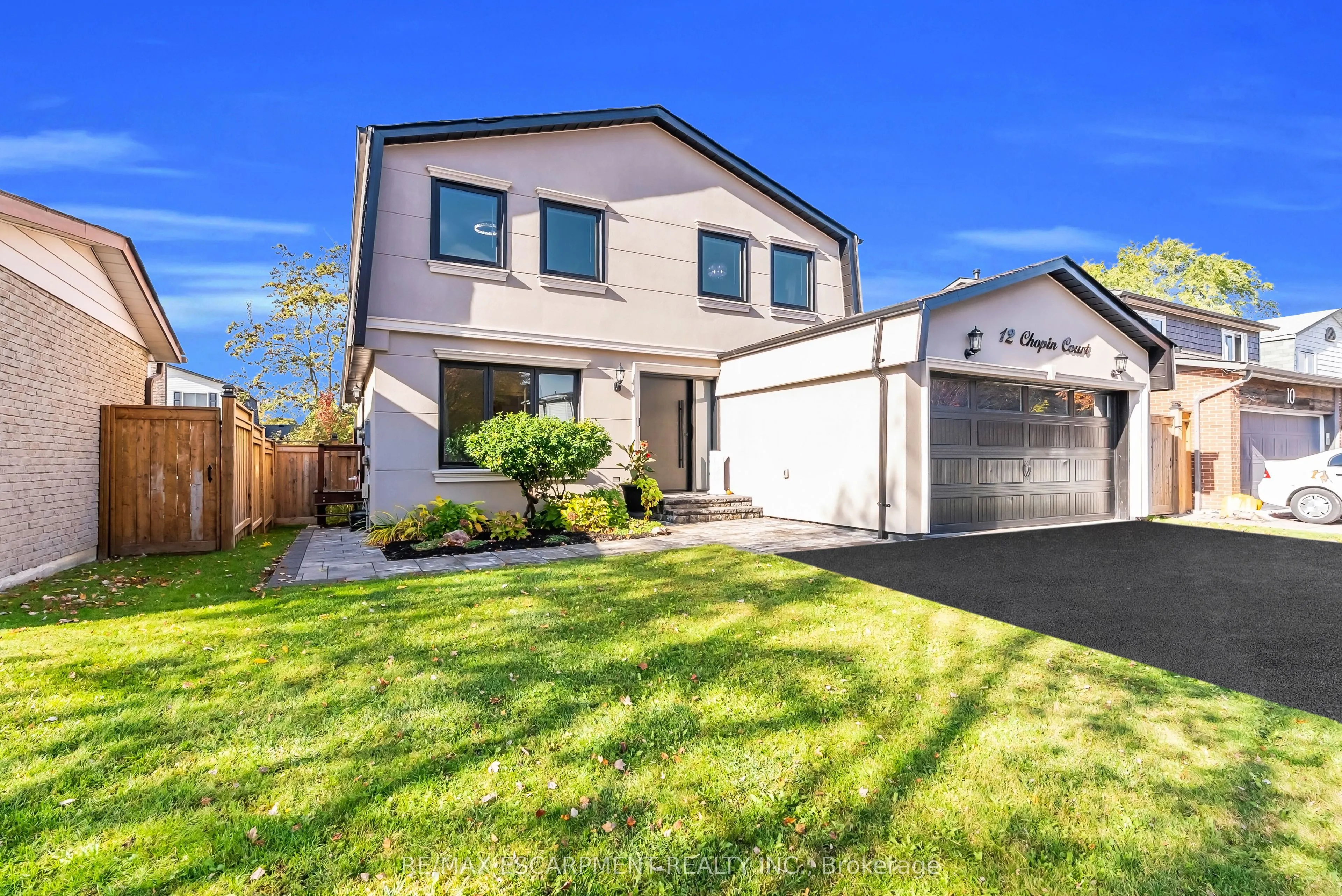 12 Chopin Court