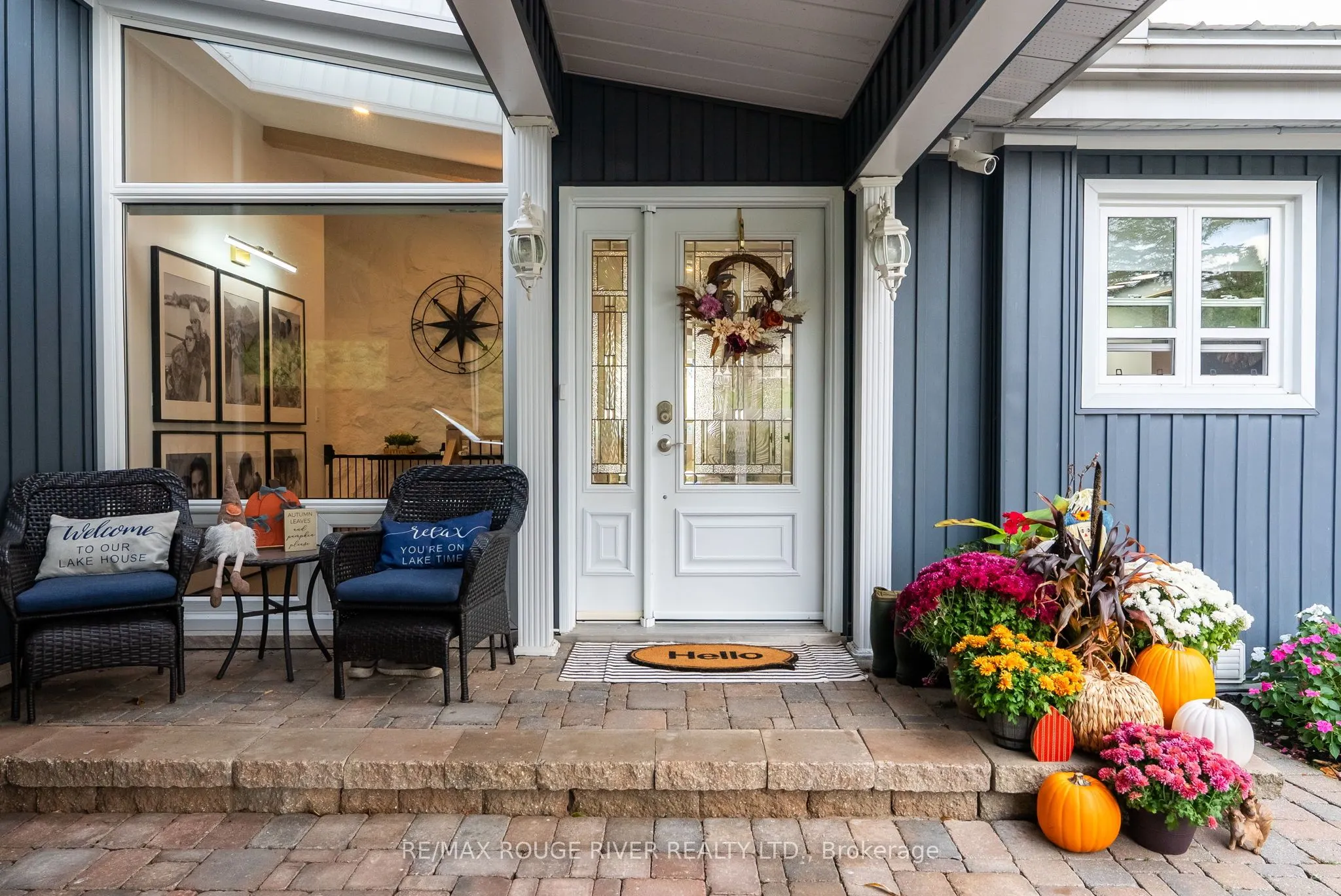 6 Ambleside Drive