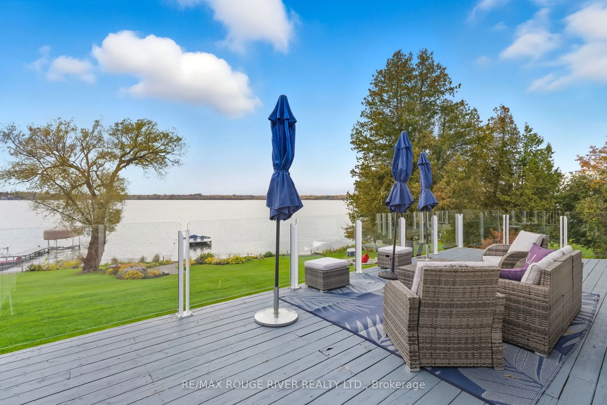 6 Ambleside Drive