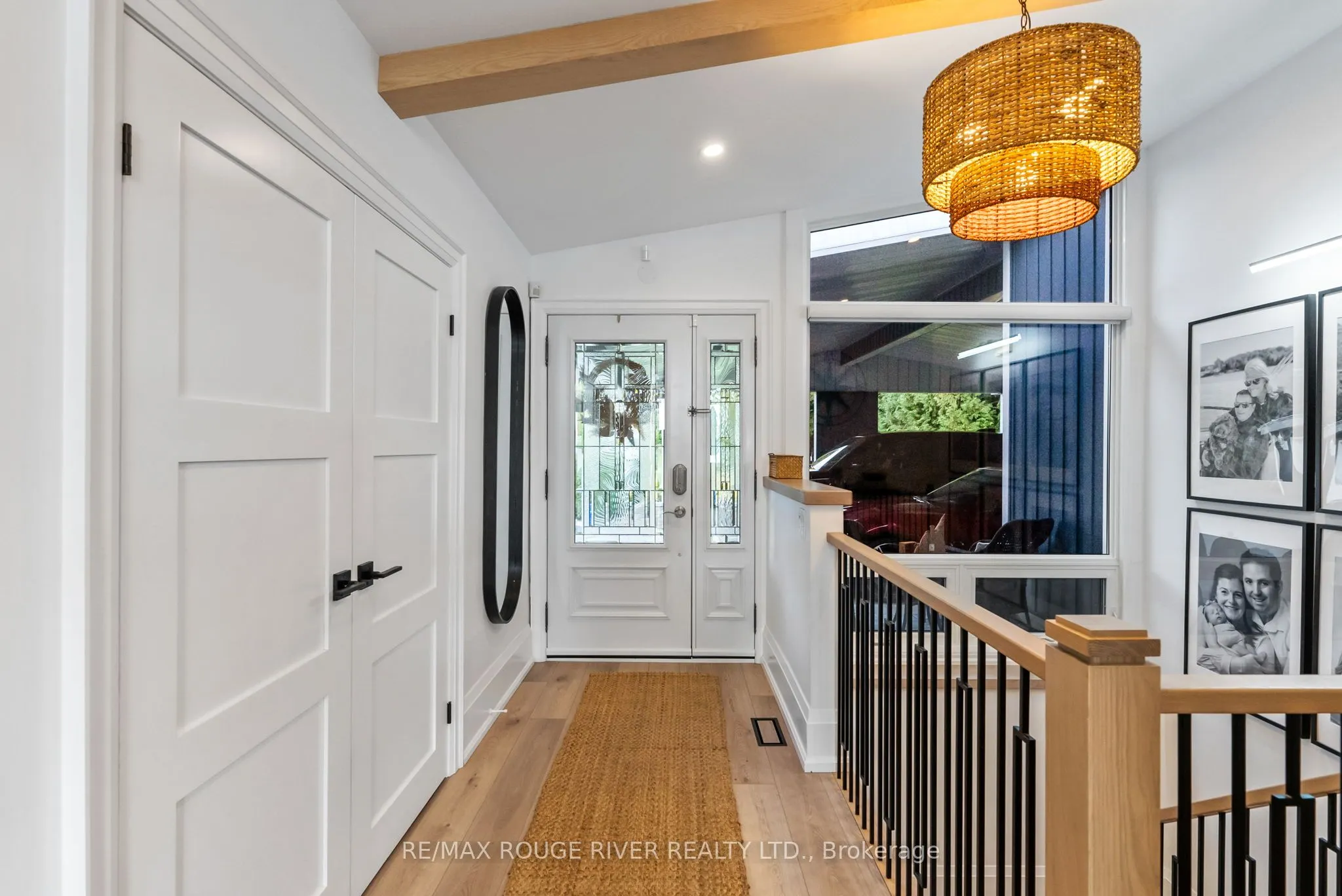 6 Ambleside Drive