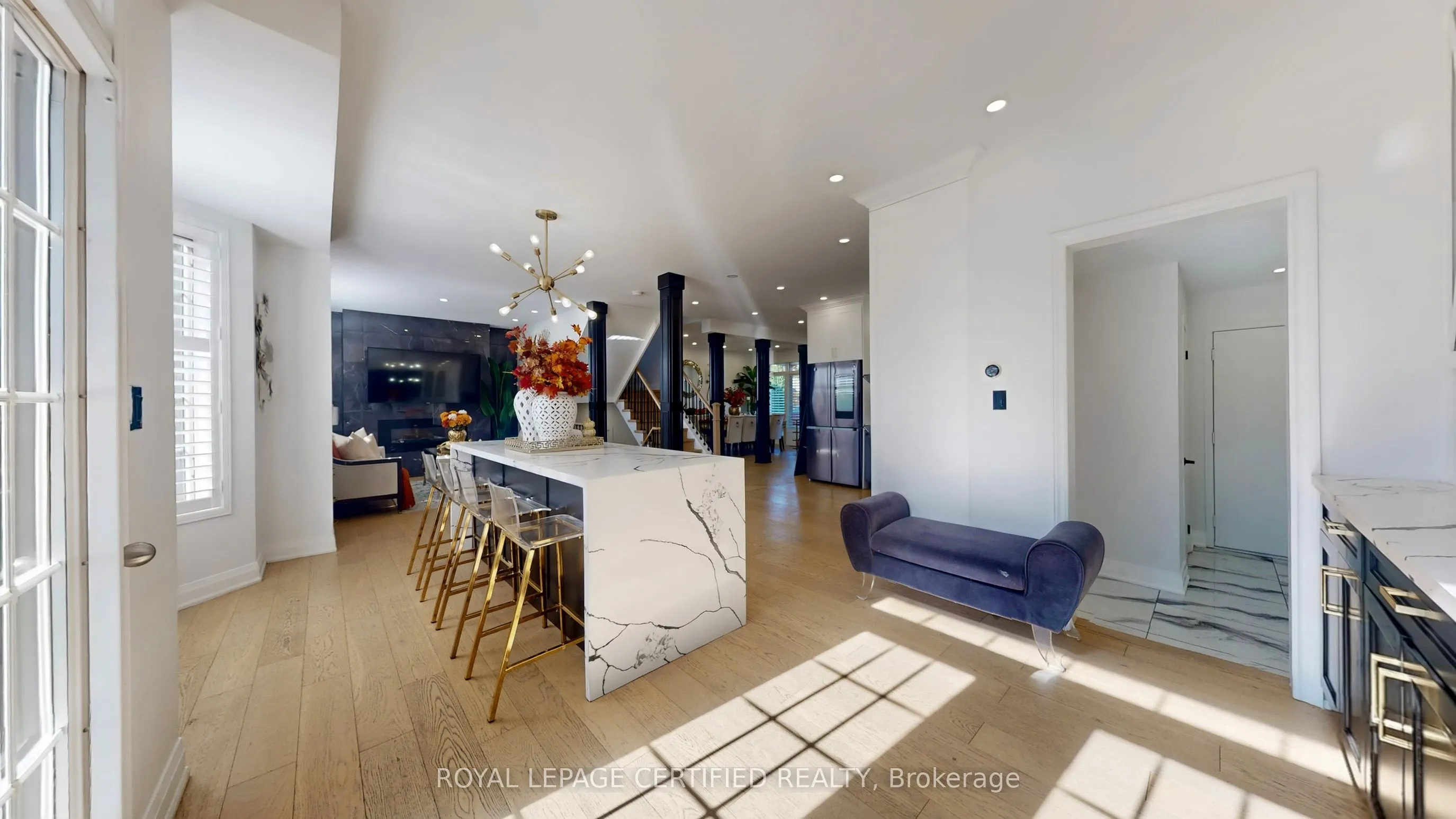 579 Faywood Crescent