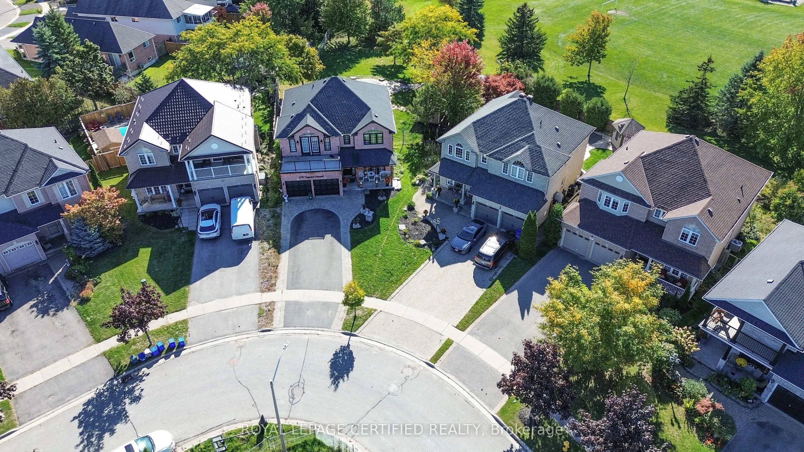 579 Faywood Crescent