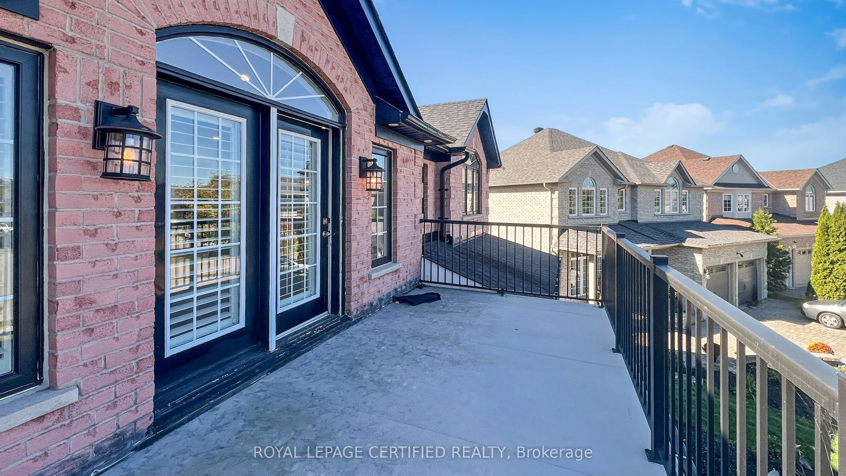 579 Faywood Crescent