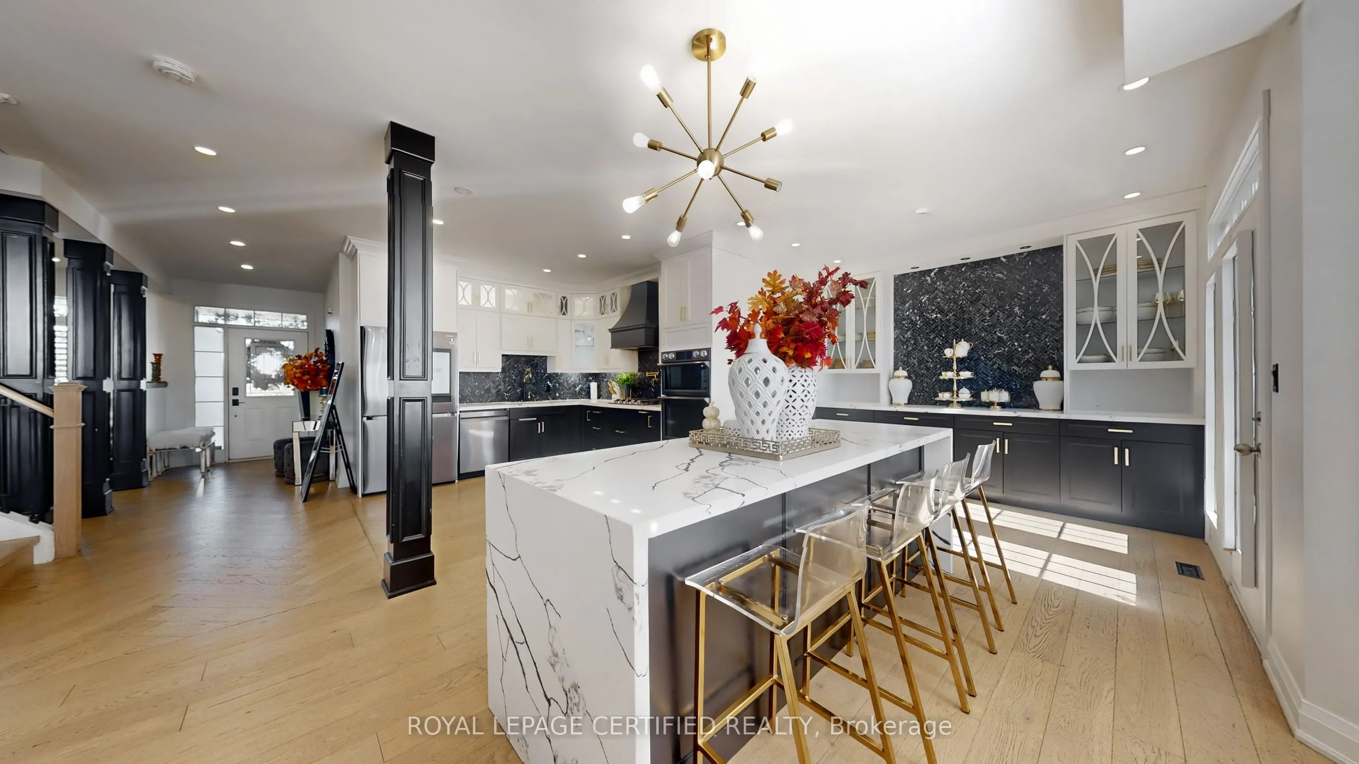 579 Faywood Crescent