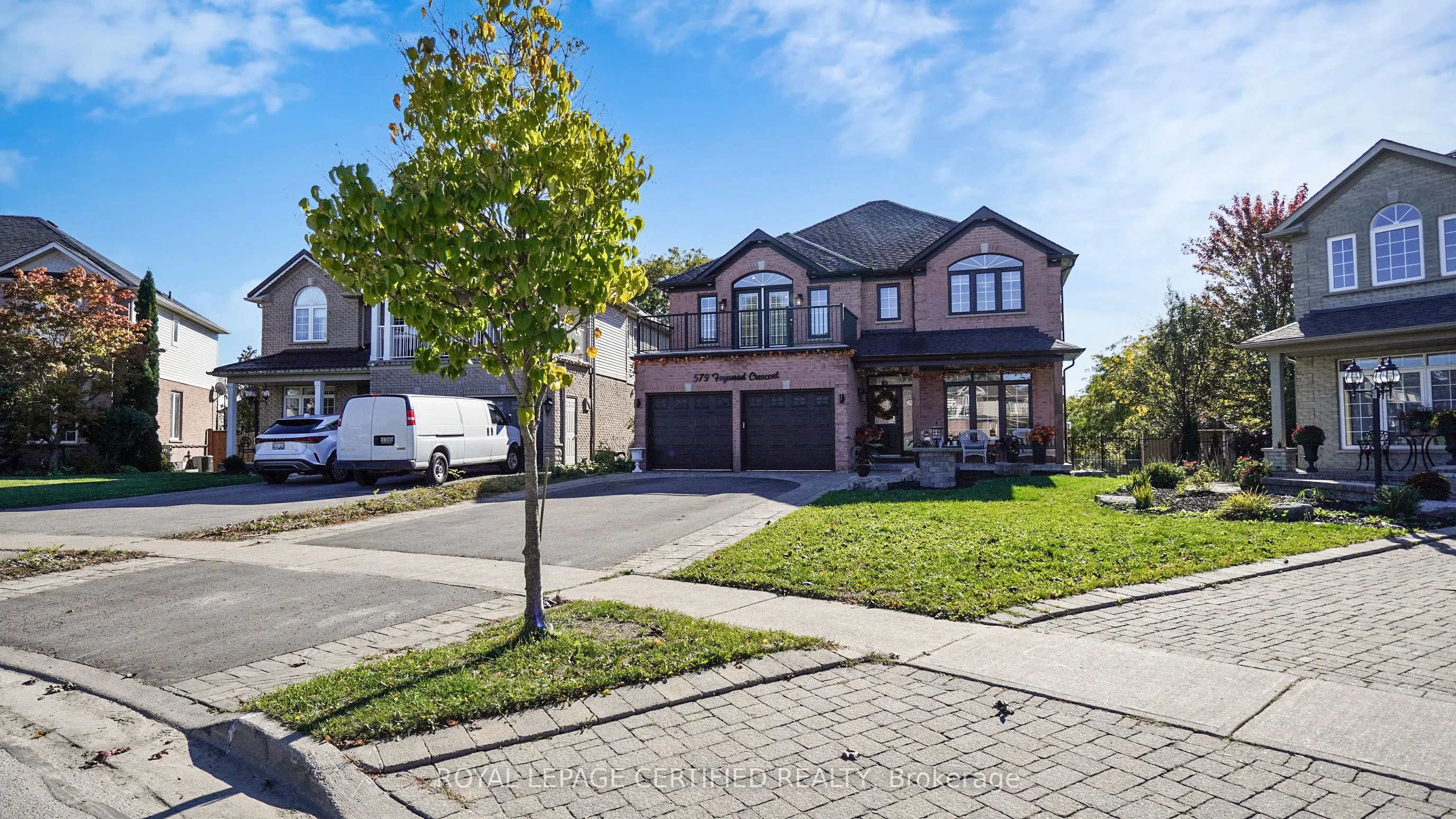 579 Faywood Crescent