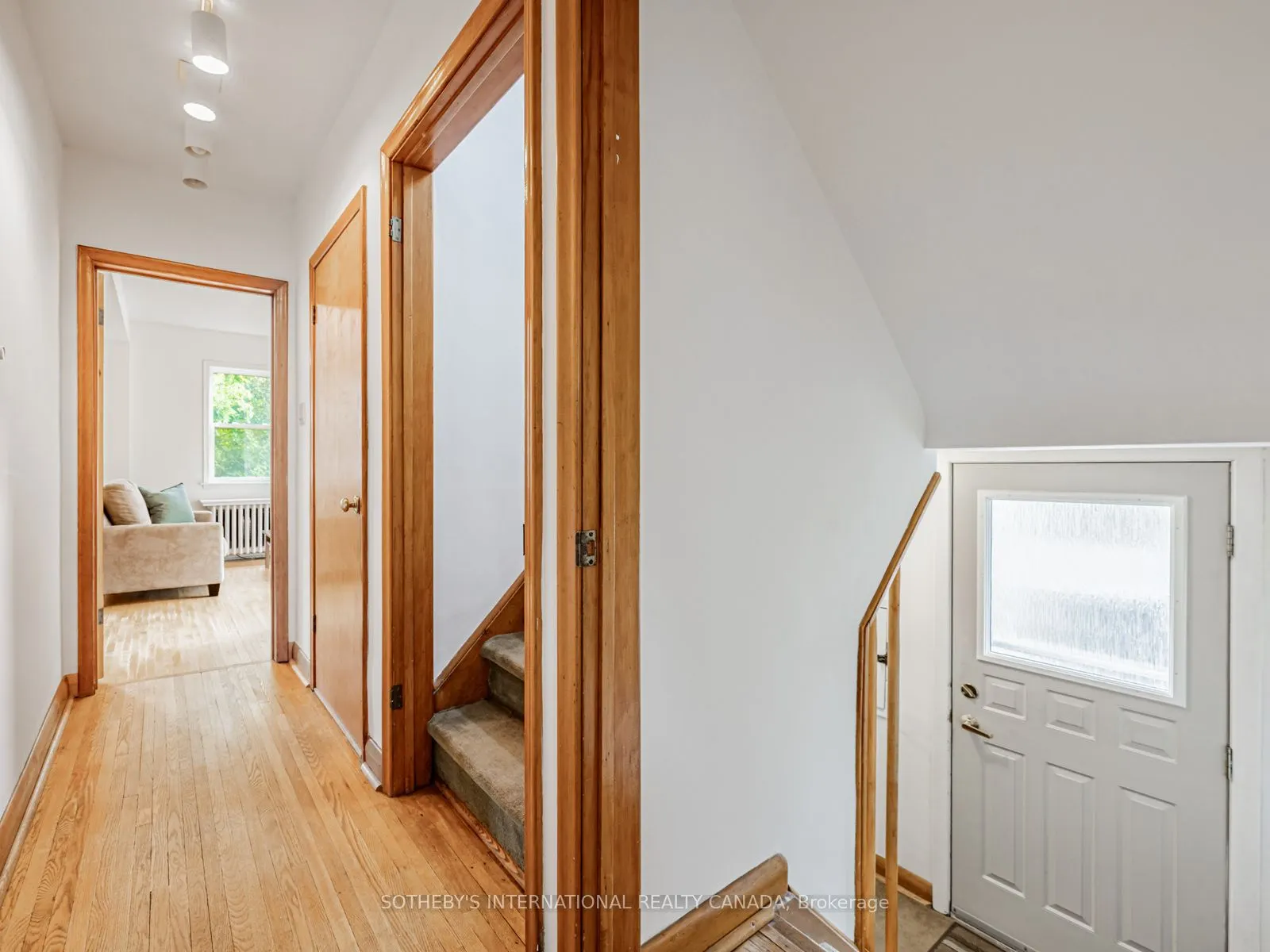 21 Tripp Crescent