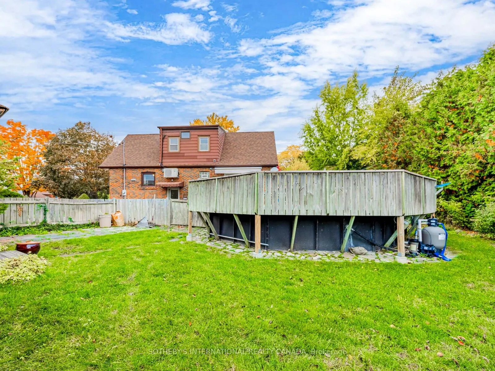 21 Tripp Crescent