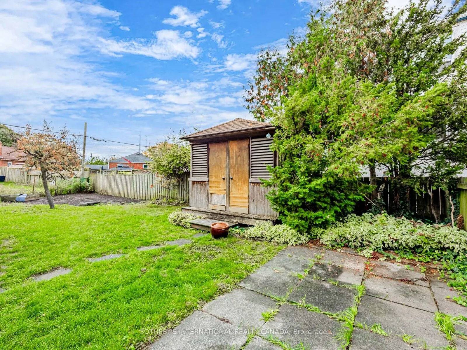 21 Tripp Crescent