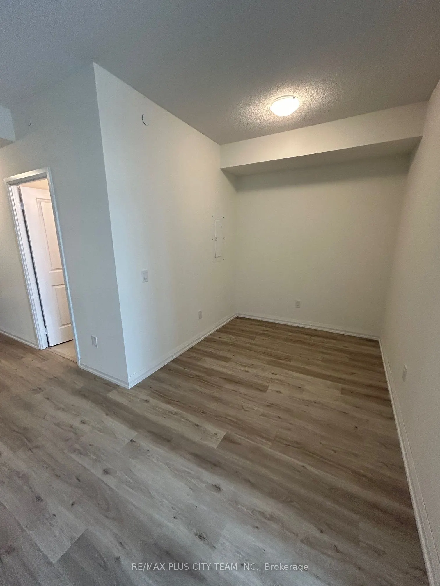 3270 Sheppard Avenue E, #2423