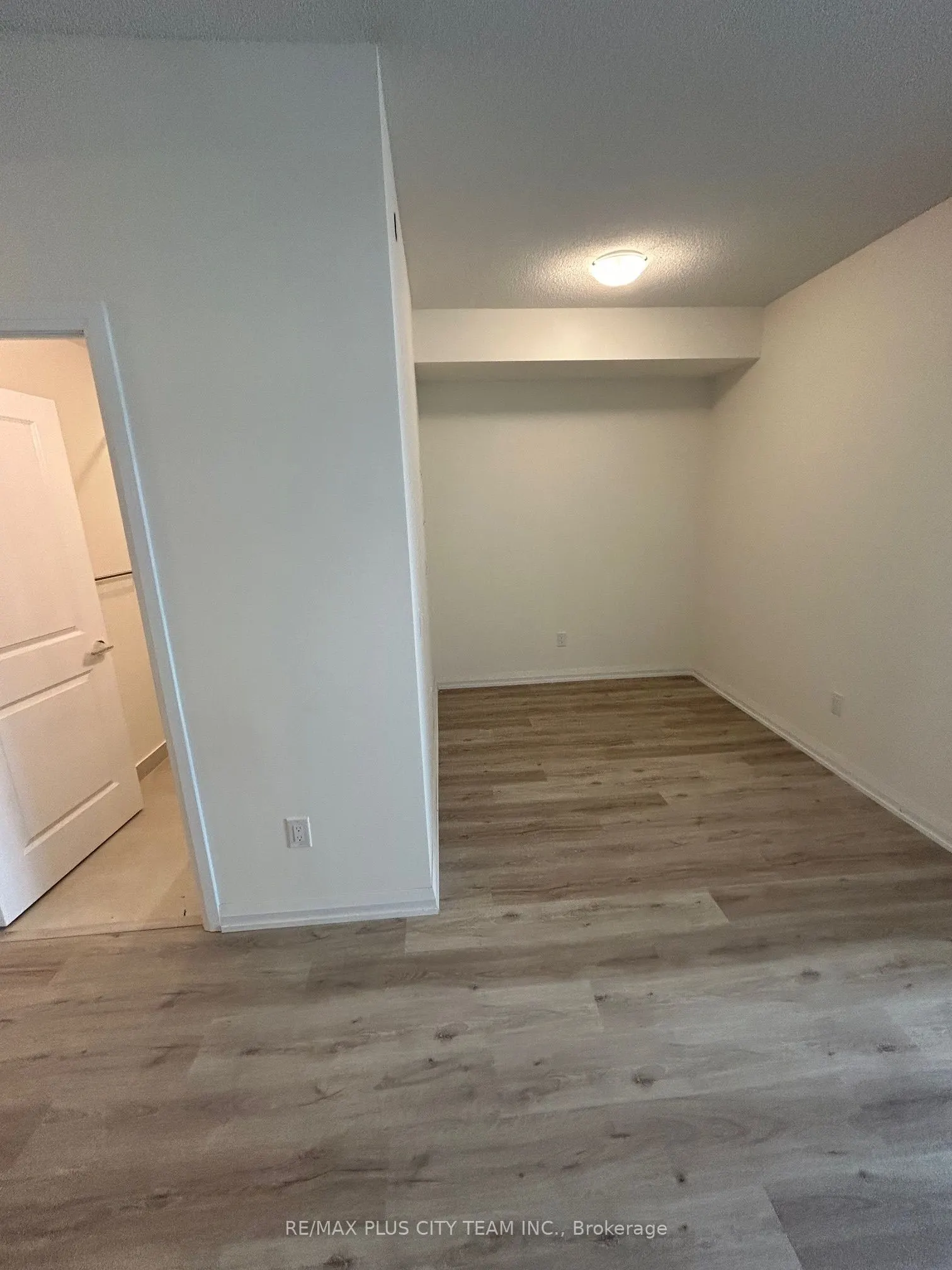 3270 Sheppard Avenue E, #2423