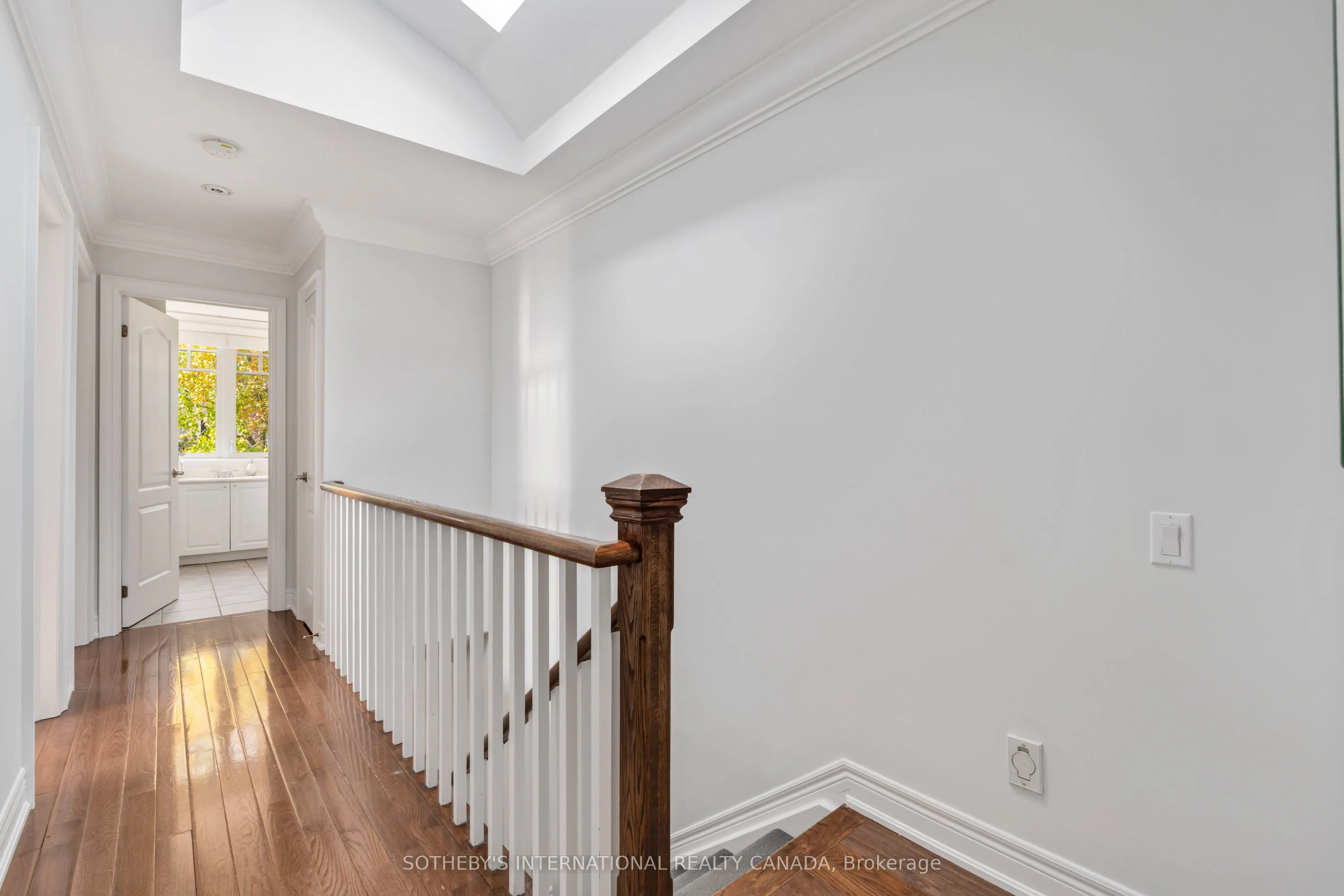 77 Hillside Drive