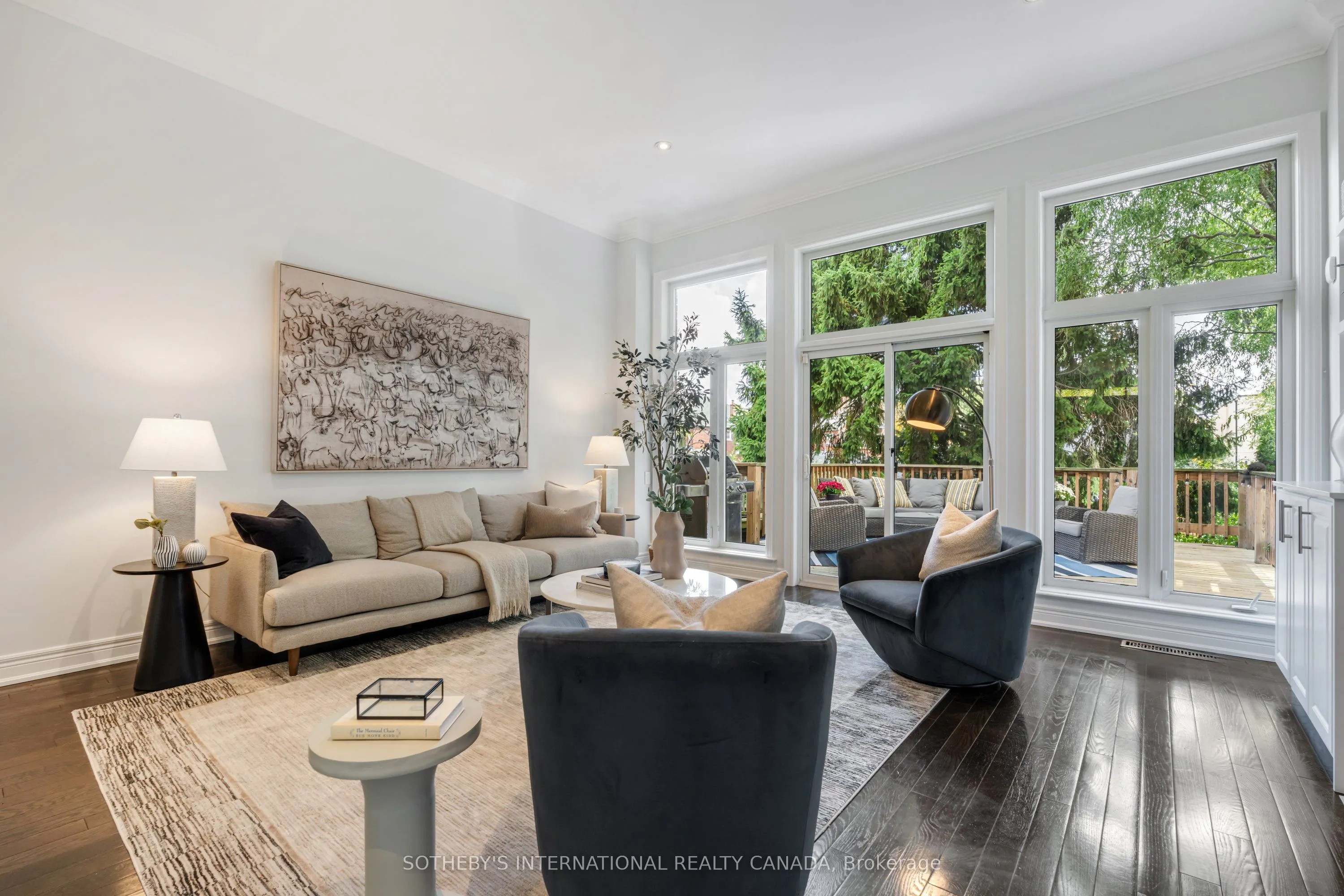 77 Hillside Drive