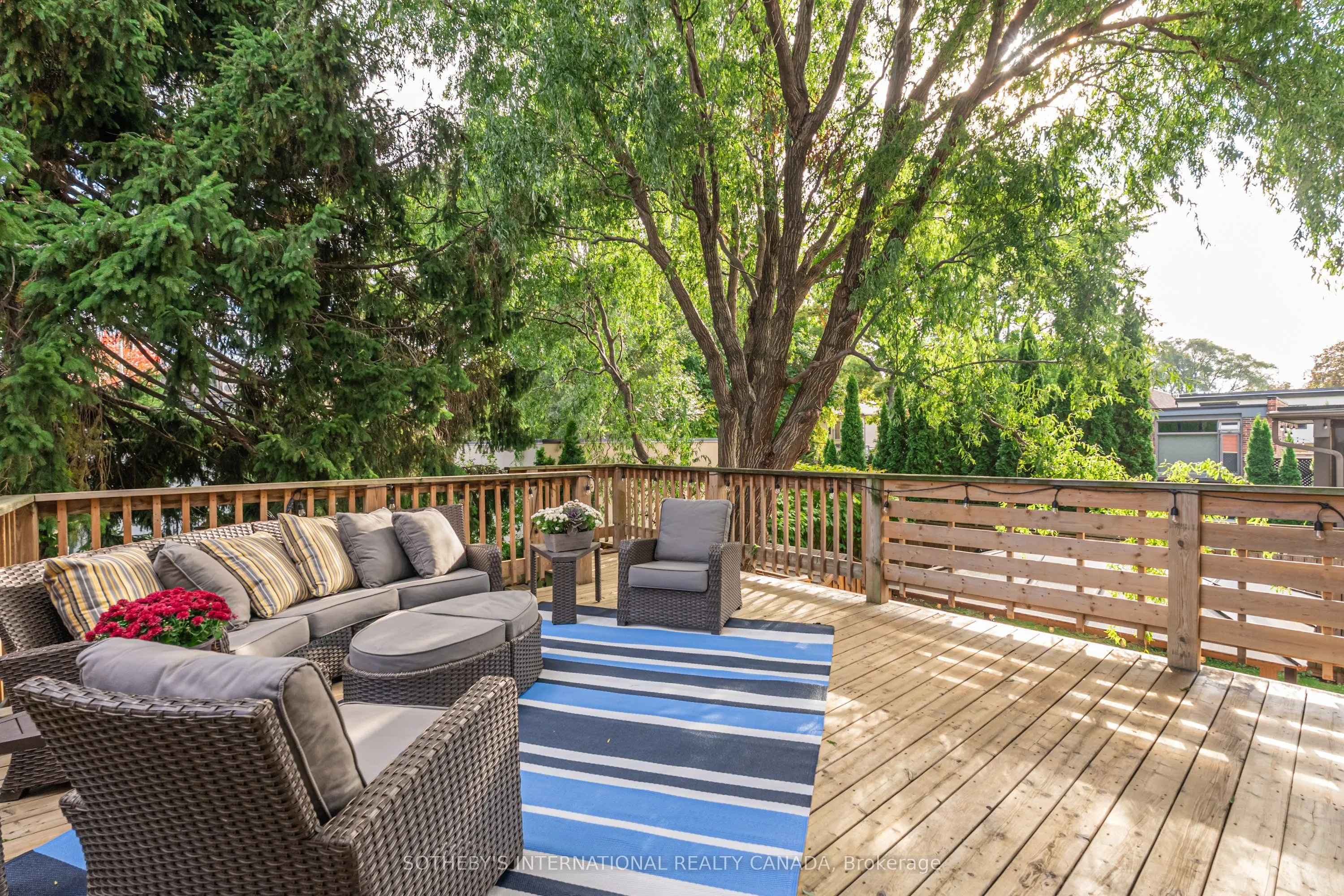 77 Hillside Drive