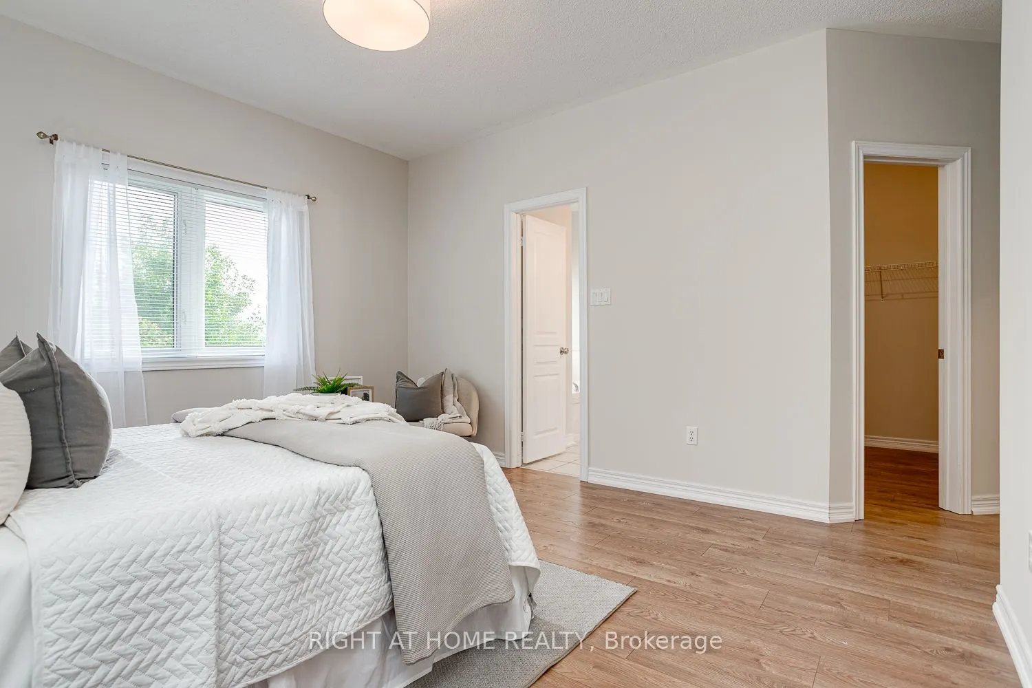 100 Earl Cuddie Boulevard