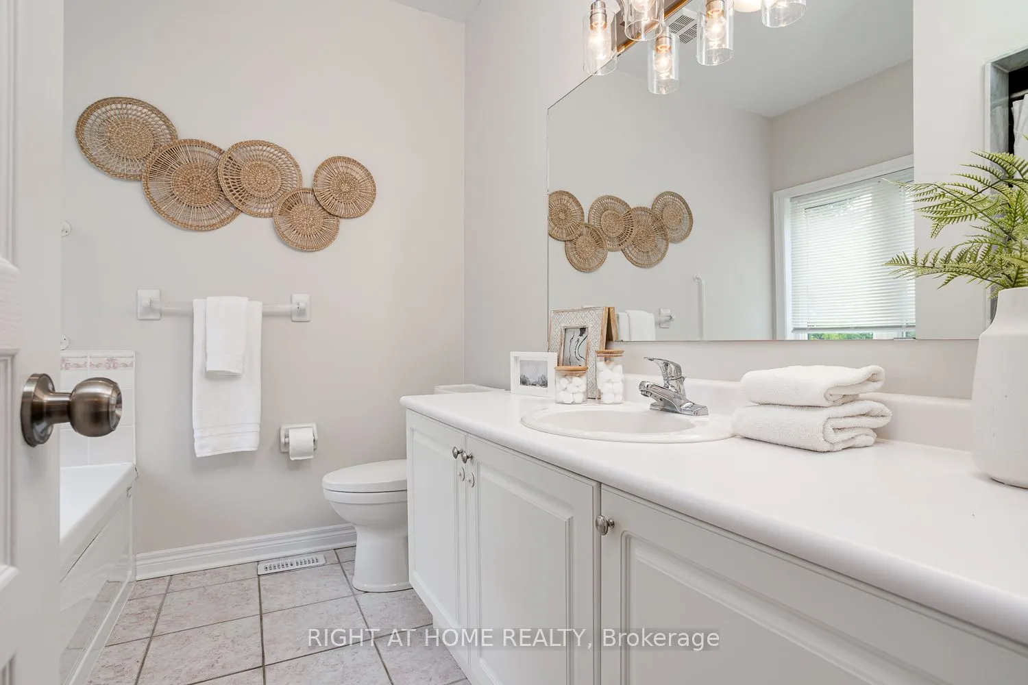 100 Earl Cuddie Boulevard