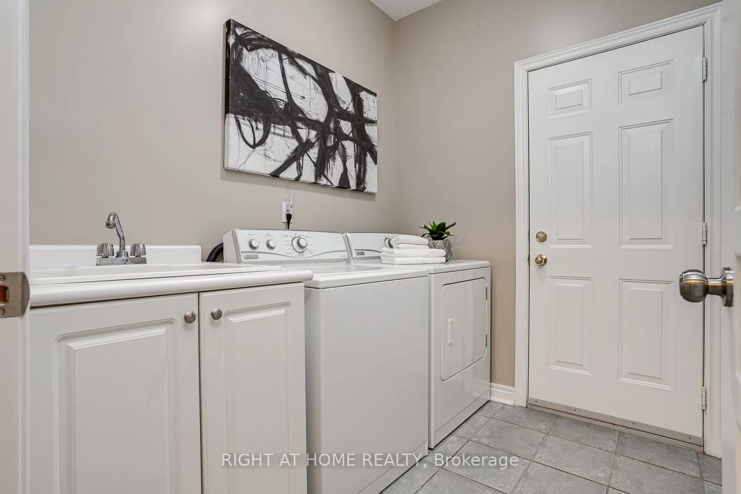 100 Earl Cuddie Boulevard