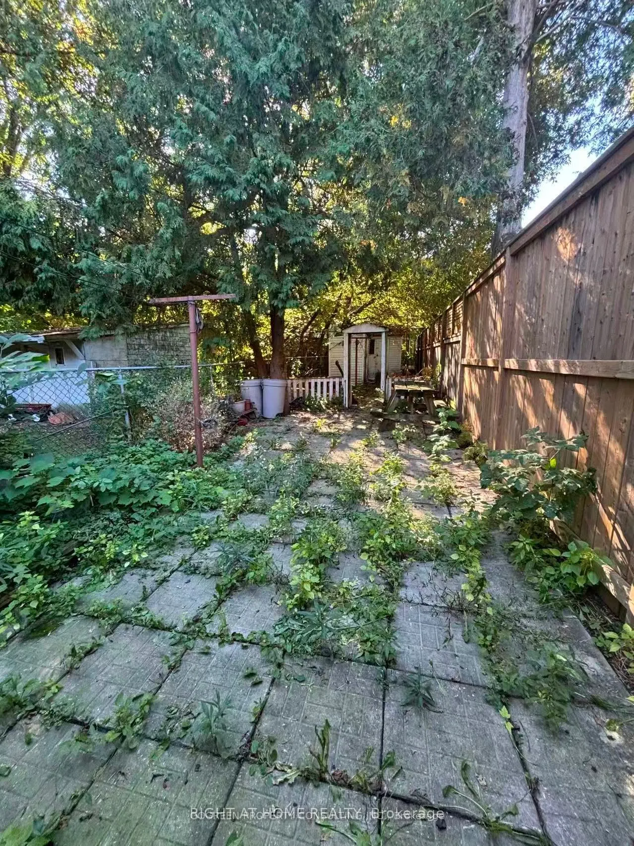 182 Boulton Avenue