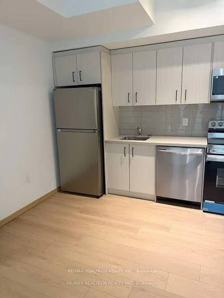 3421 Sheppard Avenue E, #502