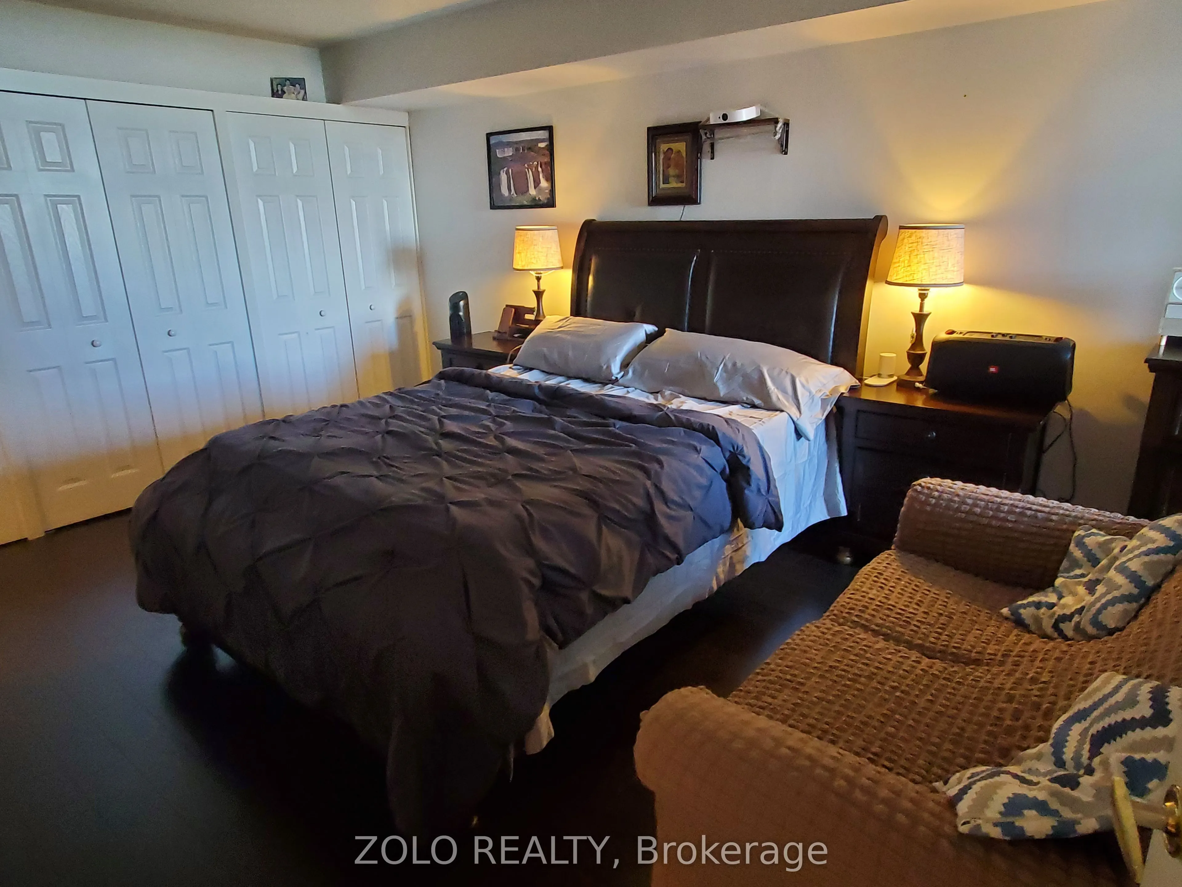 3233 Eglinton Avenue E, #805