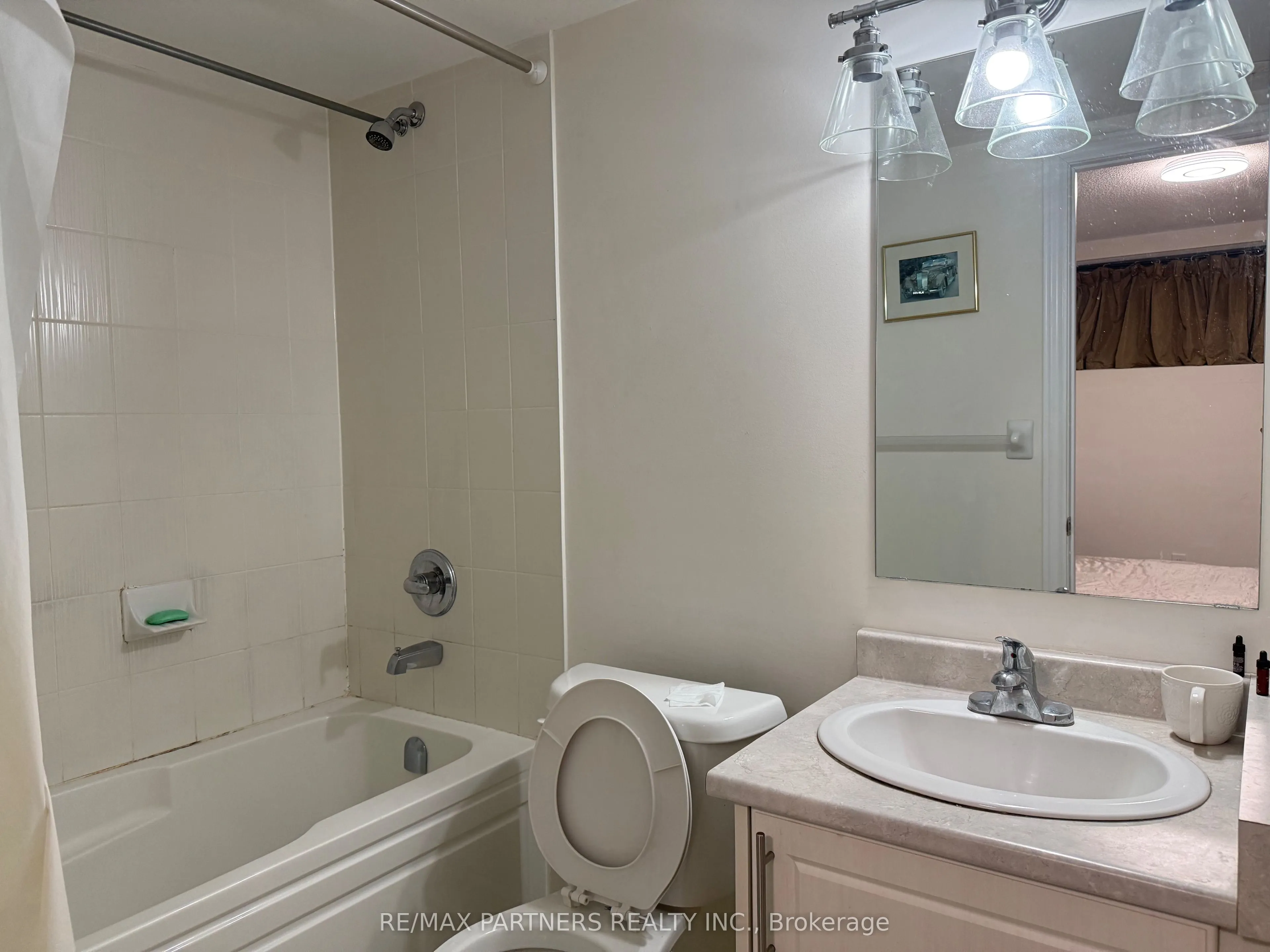 1 Eaton Park Lane, #9