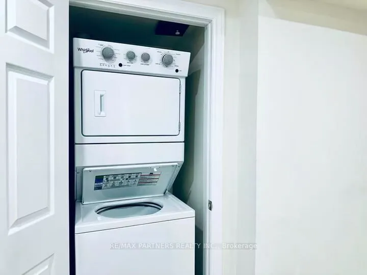 1 Eaton Park Lane, #9