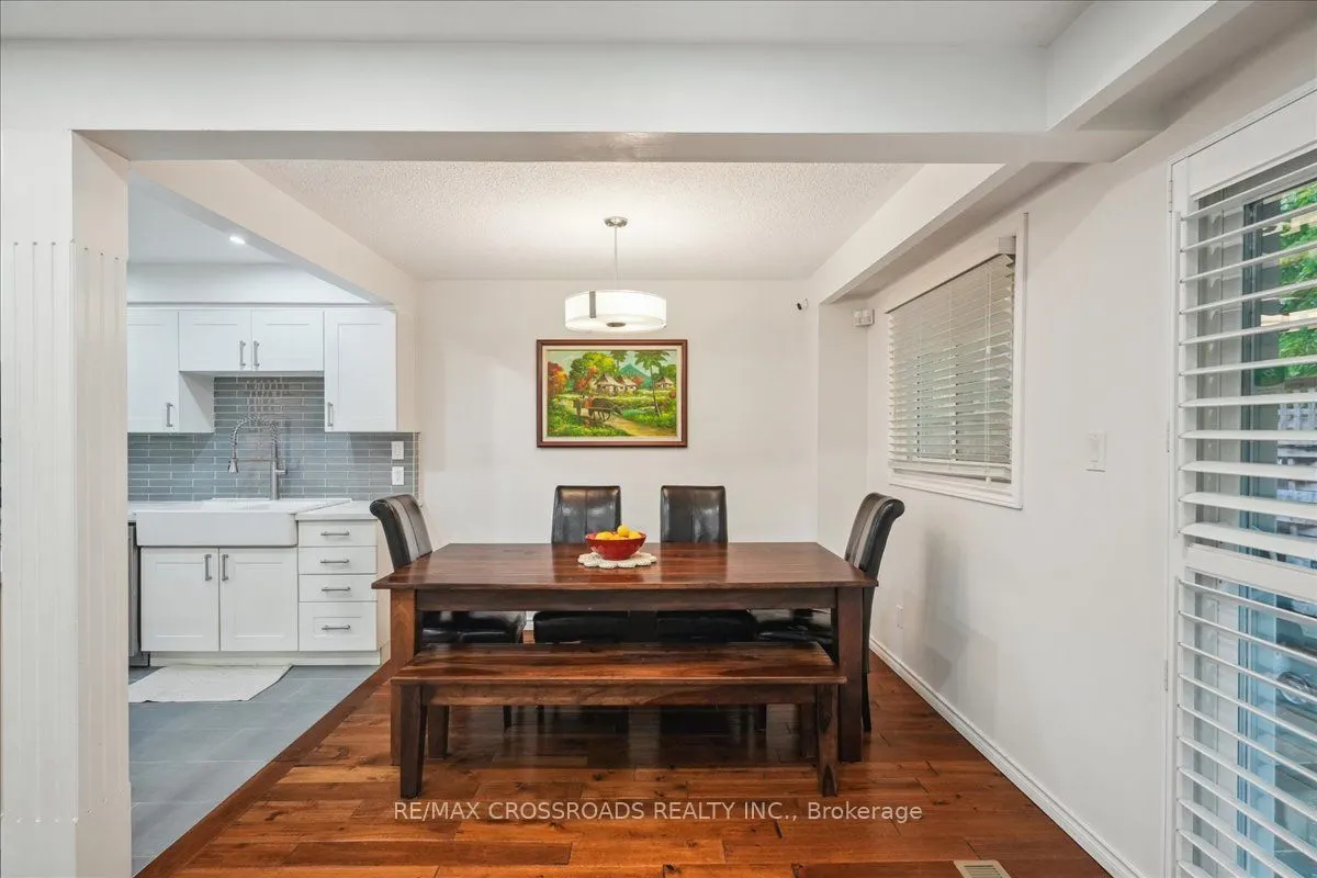 121 L'Amoreaux Drive, #43