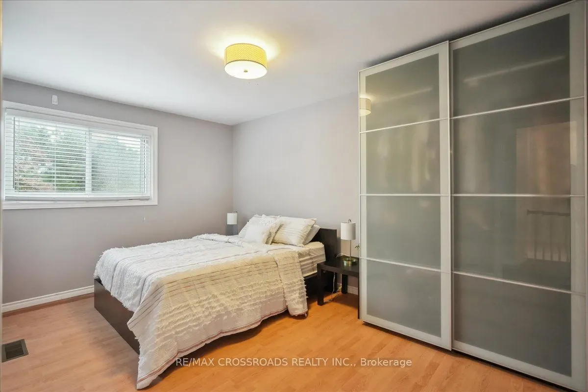 121 L'Amoreaux Drive, #43