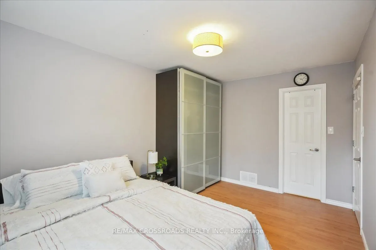 121 L'Amoreaux Drive, #43