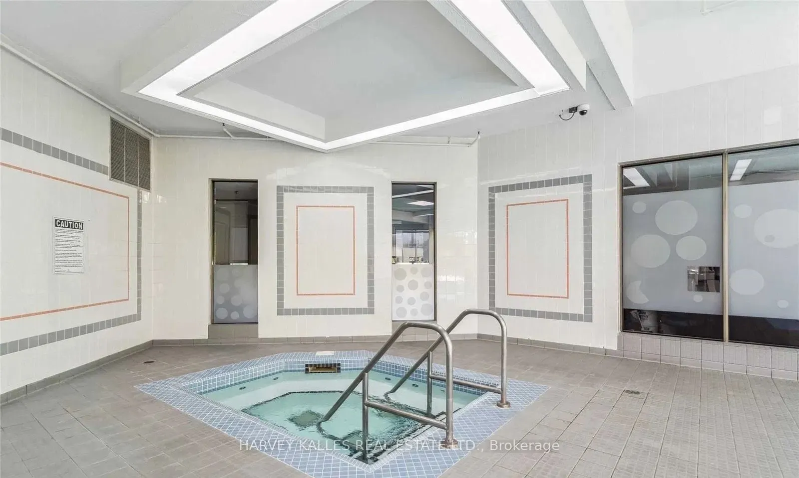 5 Greystone Walk Drive, #915