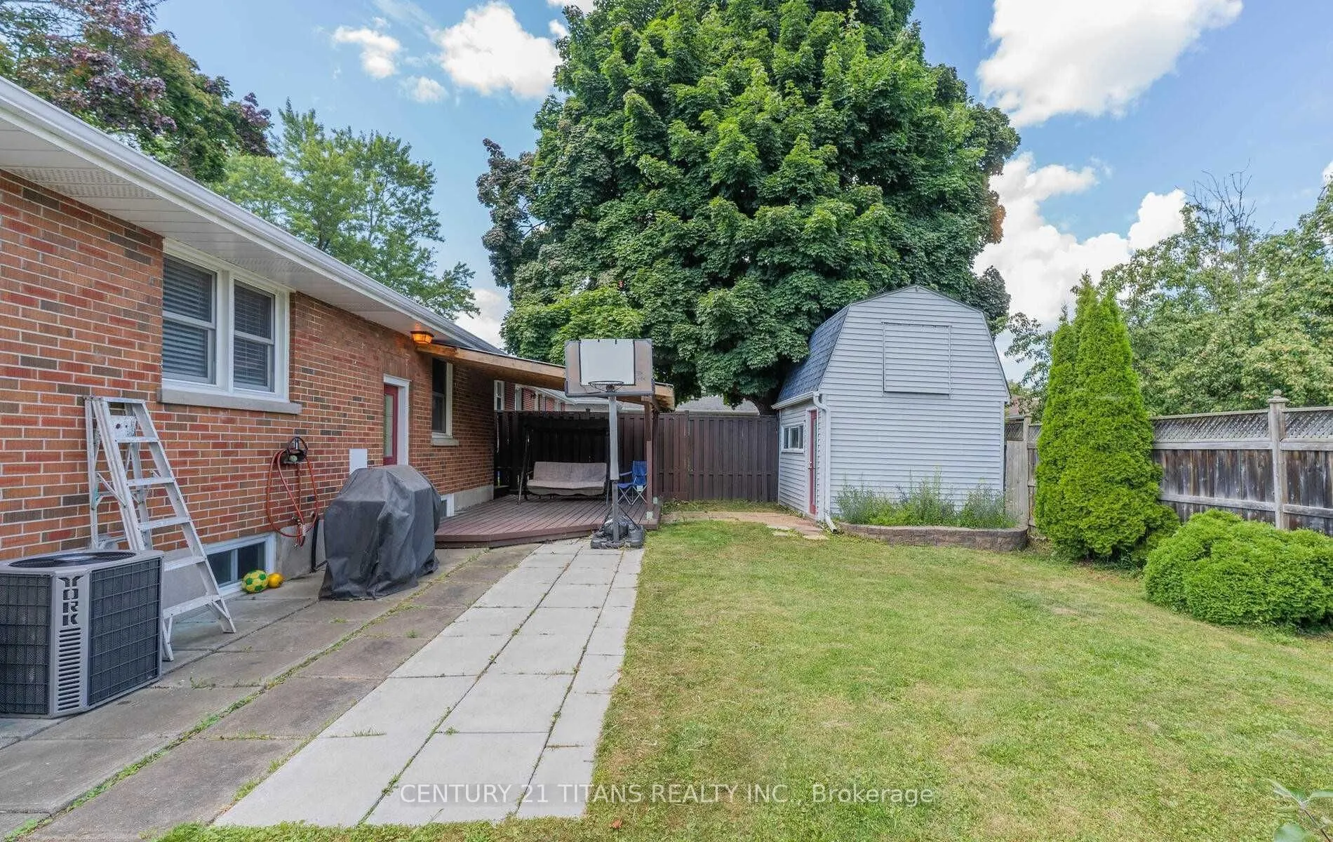 808 Eastglen Drive, #(Main)