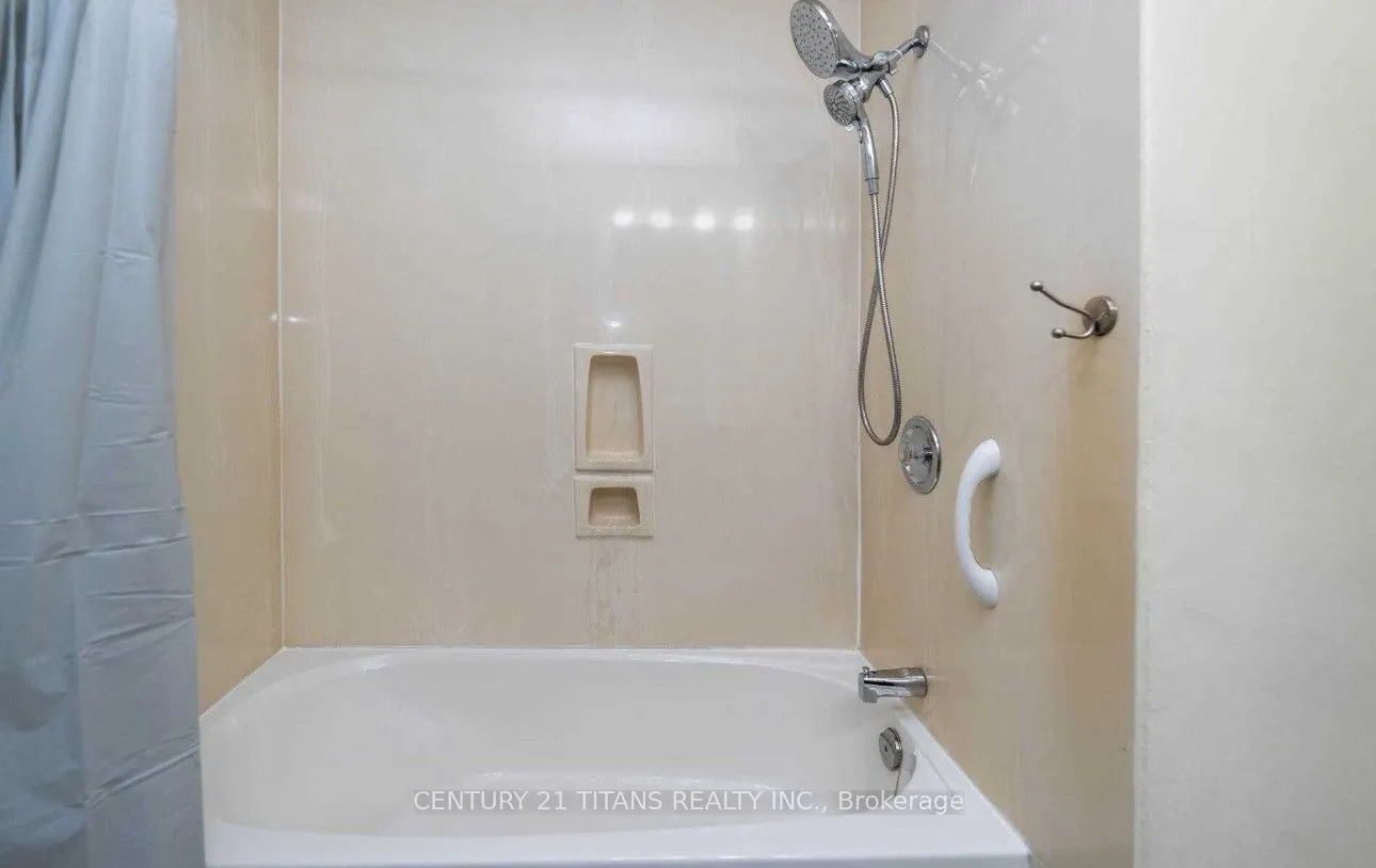 808 Eastglen Drive, #(Main)