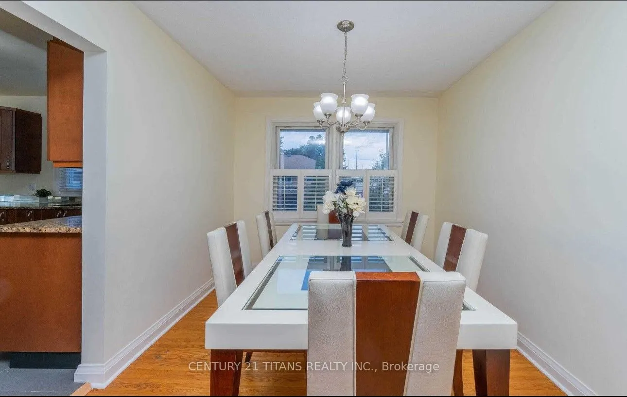 808 Eastglen Drive, #(Main)