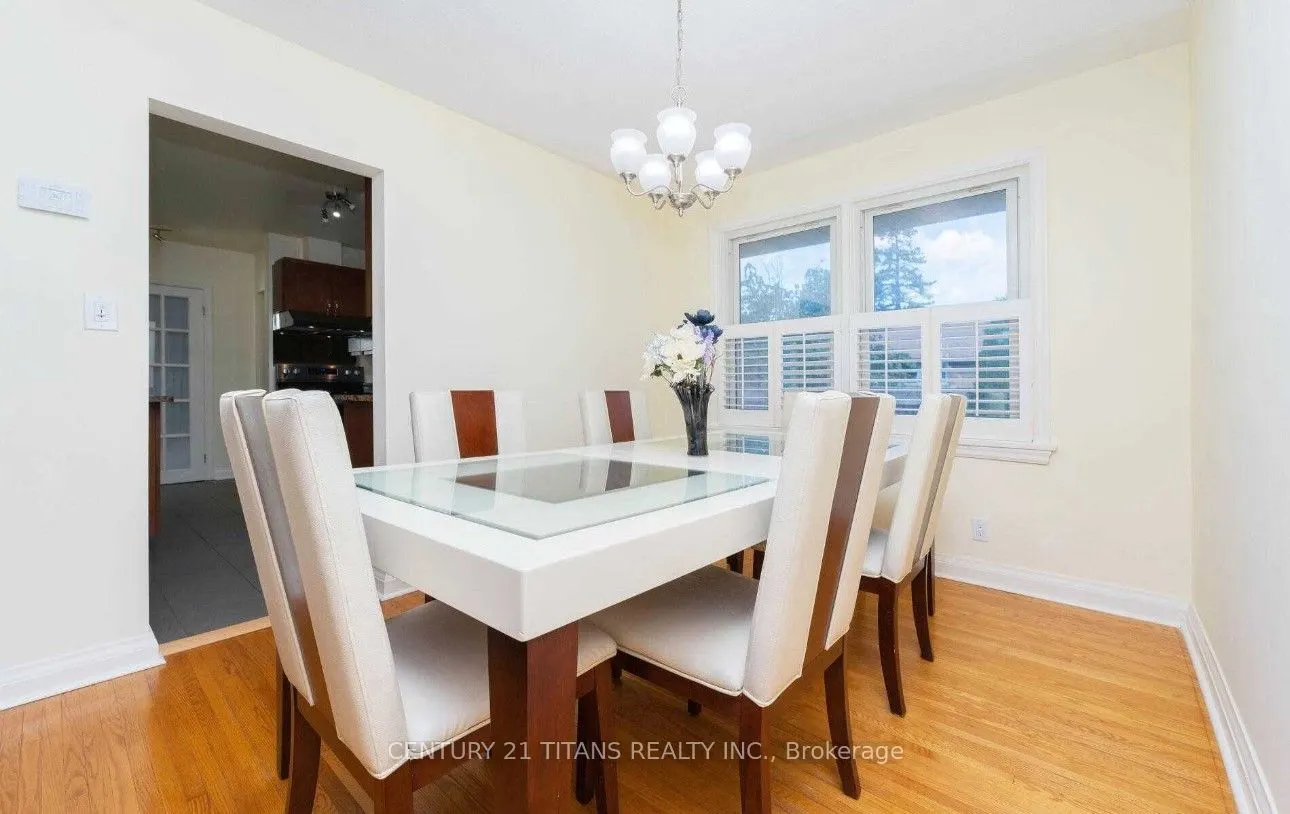 808 Eastglen Drive, #(Main)