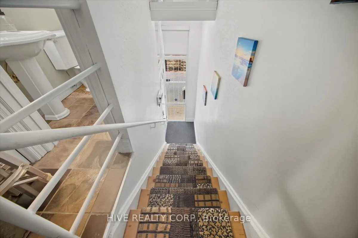 957 Broadview Avenue, #D